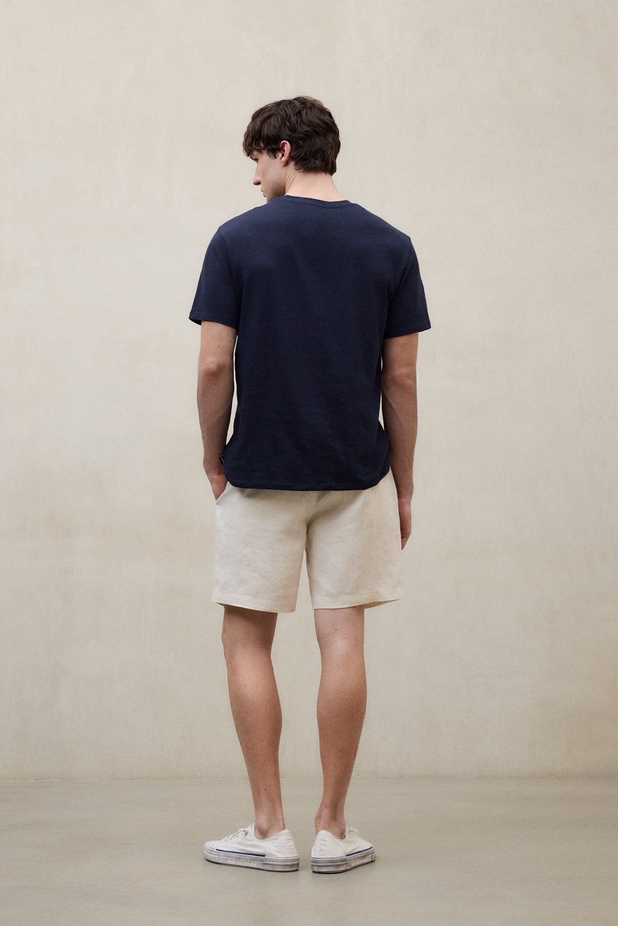 ecoalf-shorts-tika-beige-para-hombre-lino-80-fit-regular-tiro-medio image 3