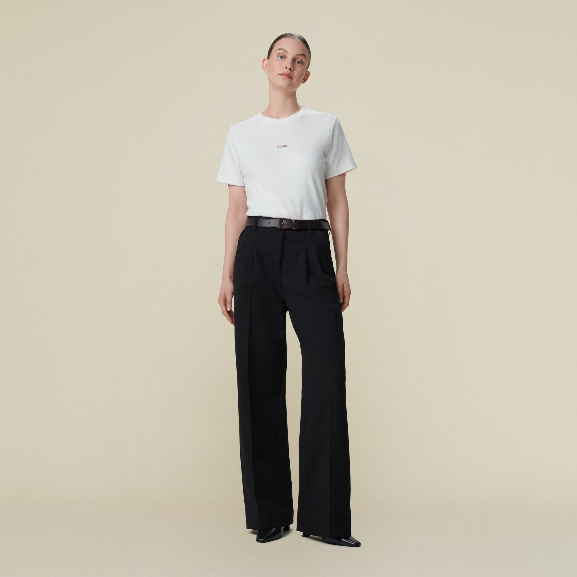 traje-lois-wanda-poli-ster-algod-n-y-viscosa-con-elastano image 1