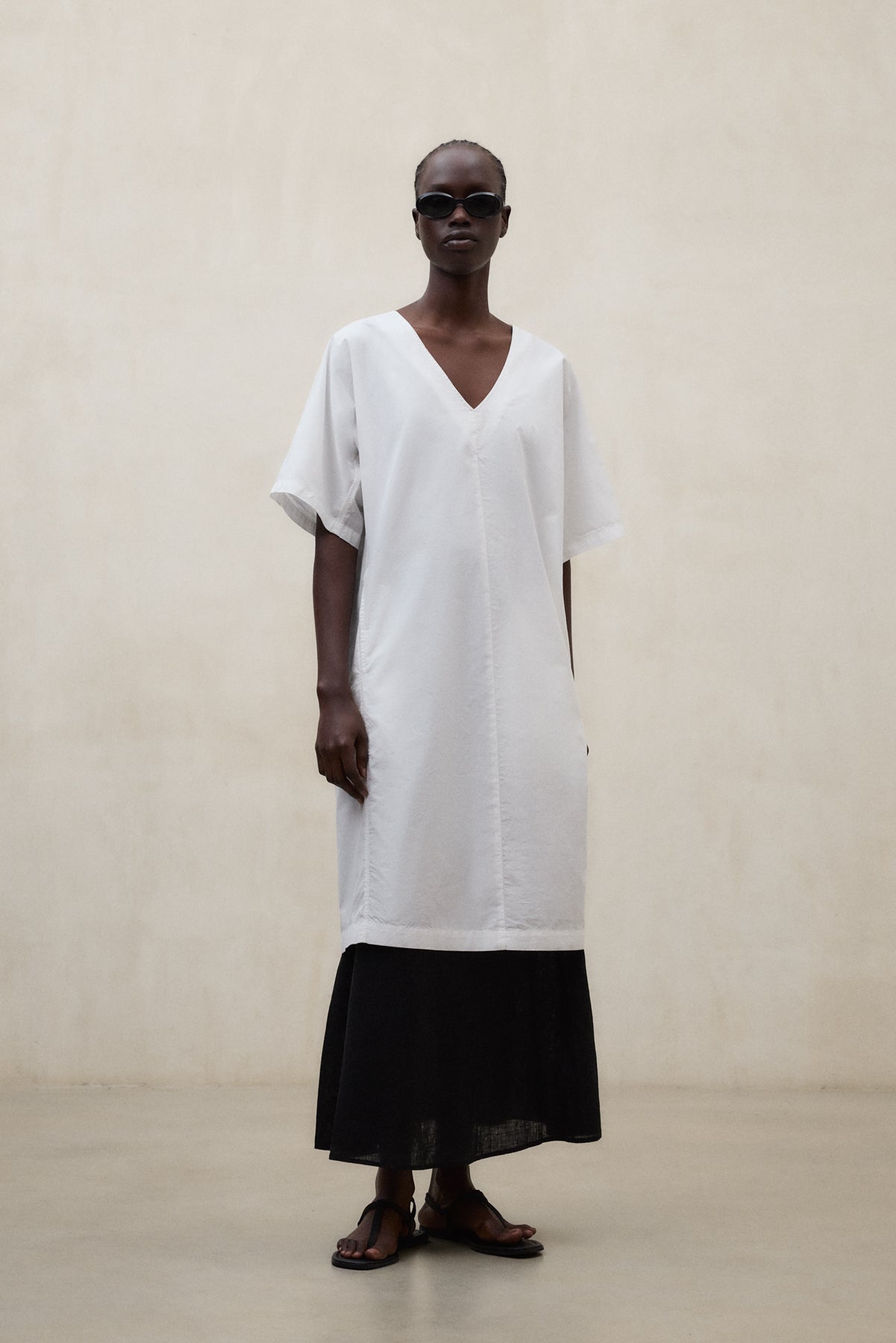 vestido-ecoalf-ludovica-blanco-para-mujer-100-algod-n-regenerativo-fit-oversize- image 1