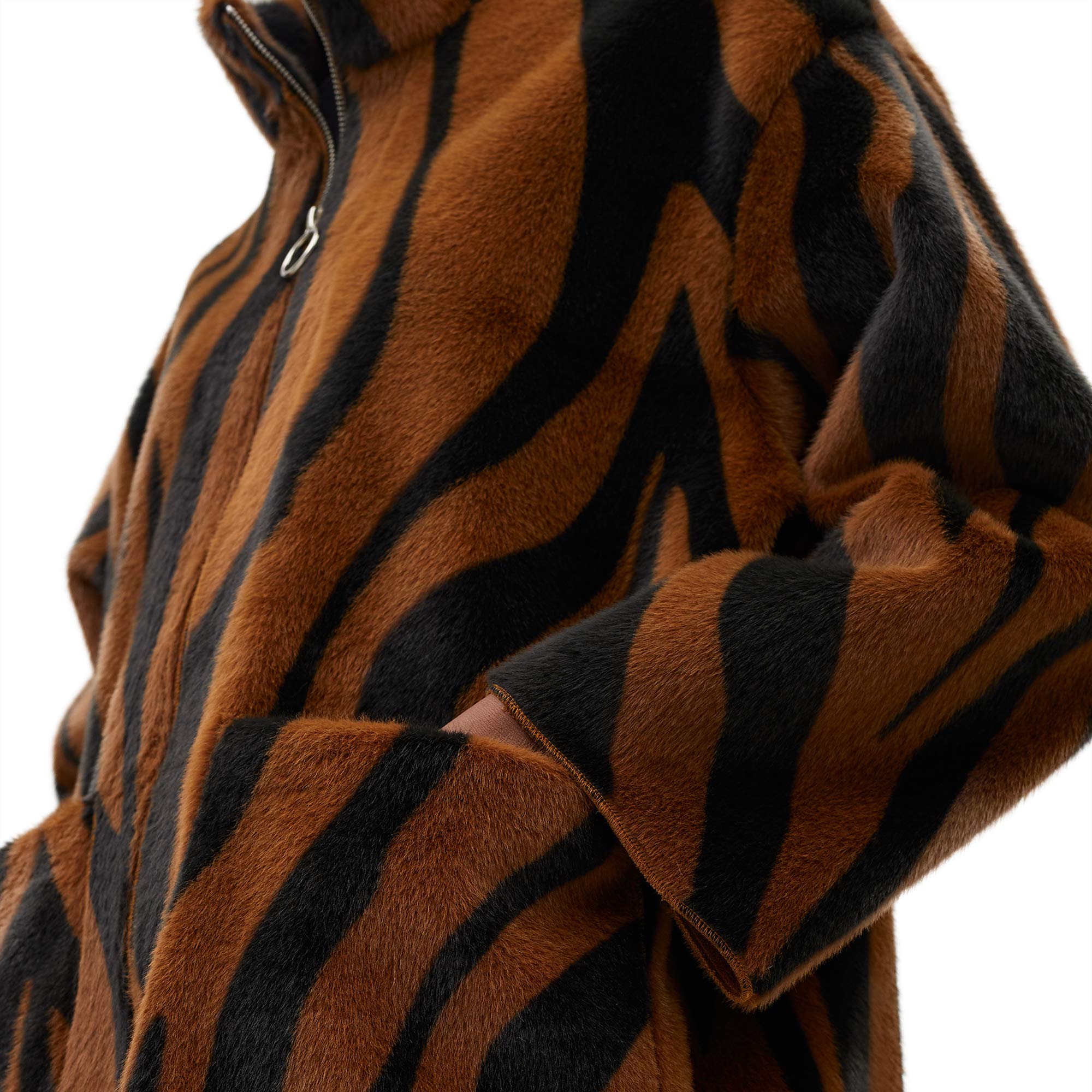 parfois-abrigo-de-pelo-estampado-animal-mujer image 3