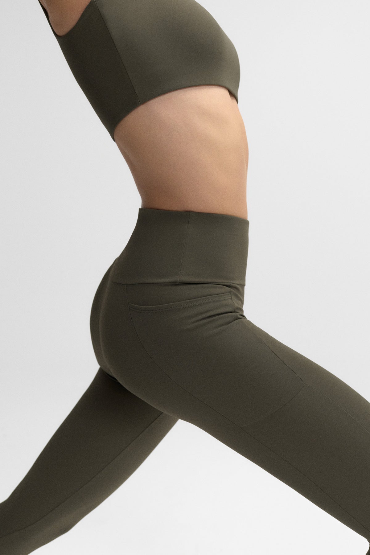 leggings-didasa-verdes-de-ecoalf-para-mujer-meryl-hidr-geno image 5
