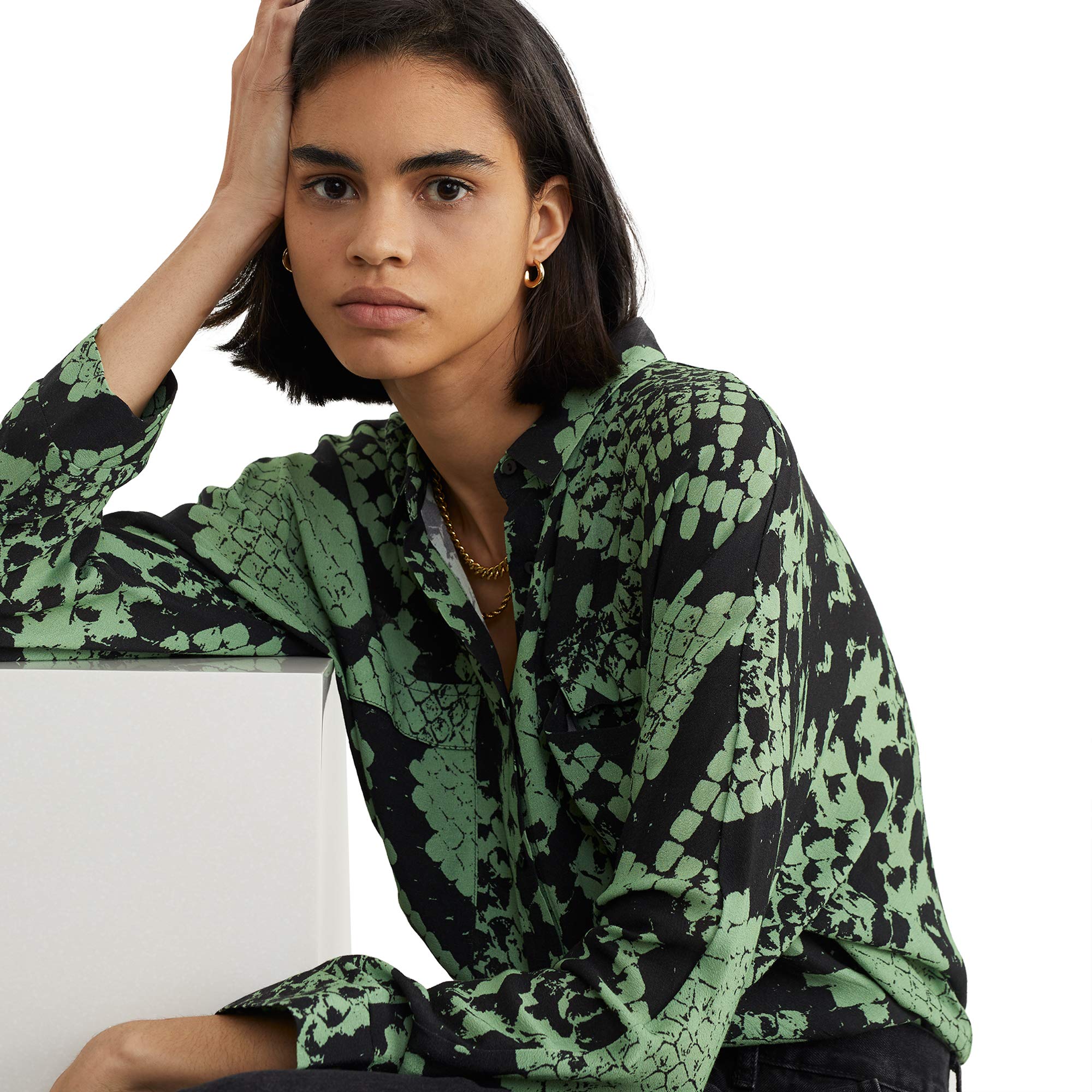 parfois-camisa-fluida-estampado-serpiente-para-mujer image 7