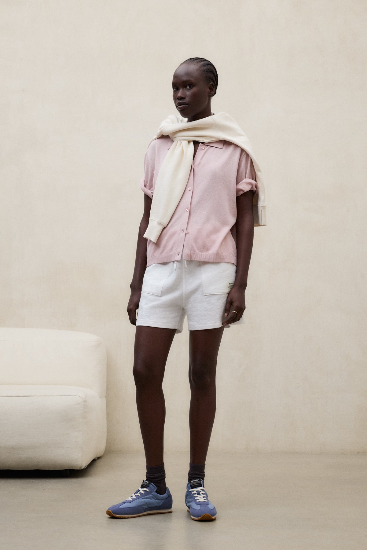 shorts-ness-blancos-ecoalf-de-algod-n-regenerativo-para-mujer image 1
