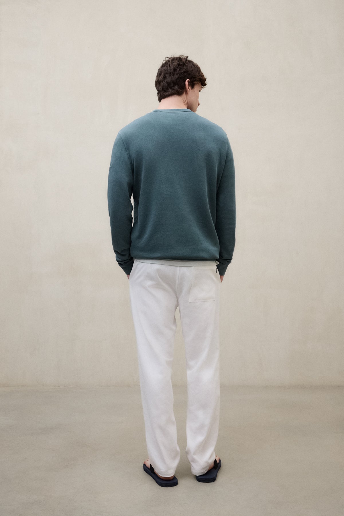 sudadera-gola-verde-ecoalf-50-algod-n-reciclado-fit-regular-te-ida-en-prenda image 4