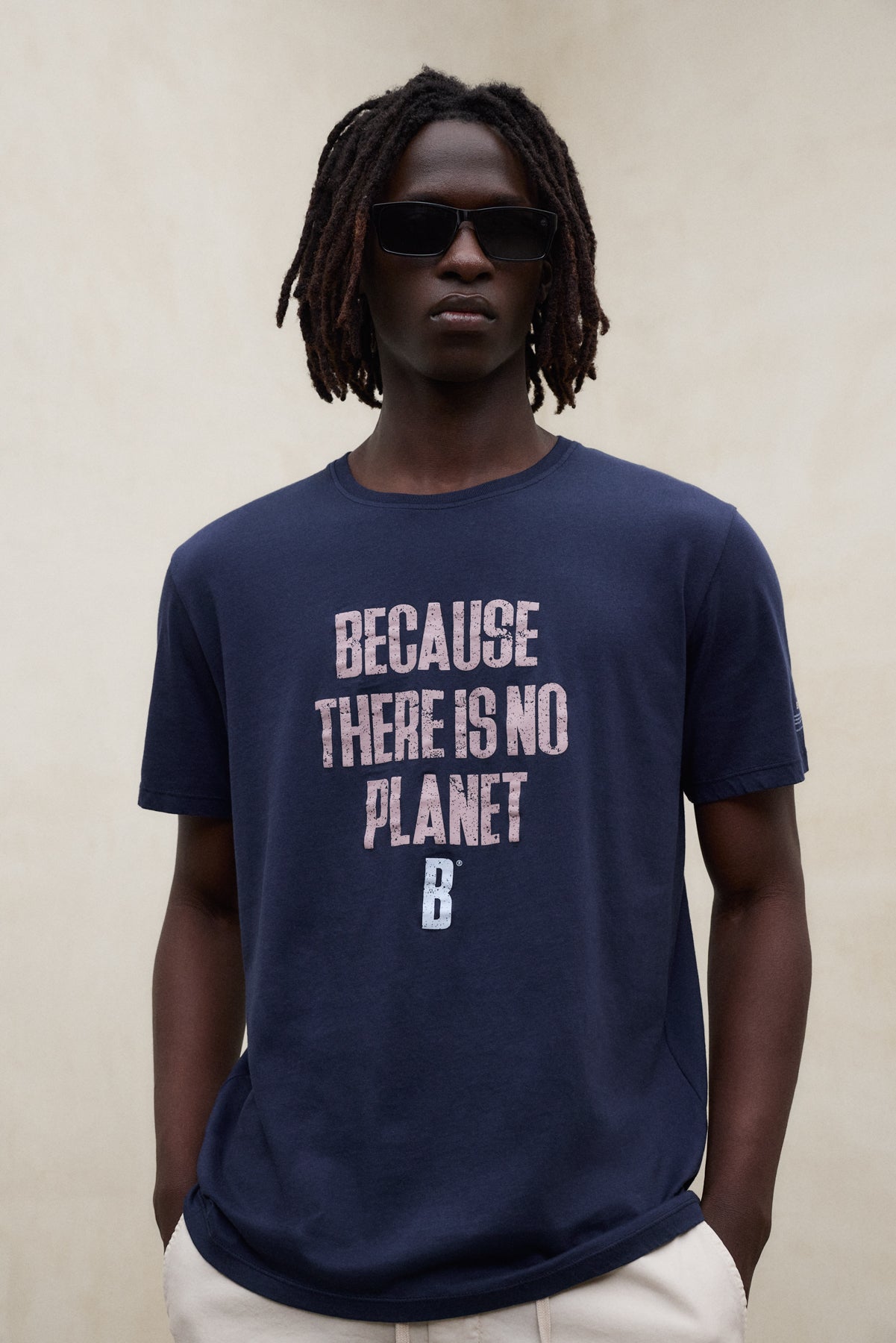 camiseta-min-azul-marino-de-ecoalf-para-hombre-algod-n-org-nico-50-fit-regular-e image 3