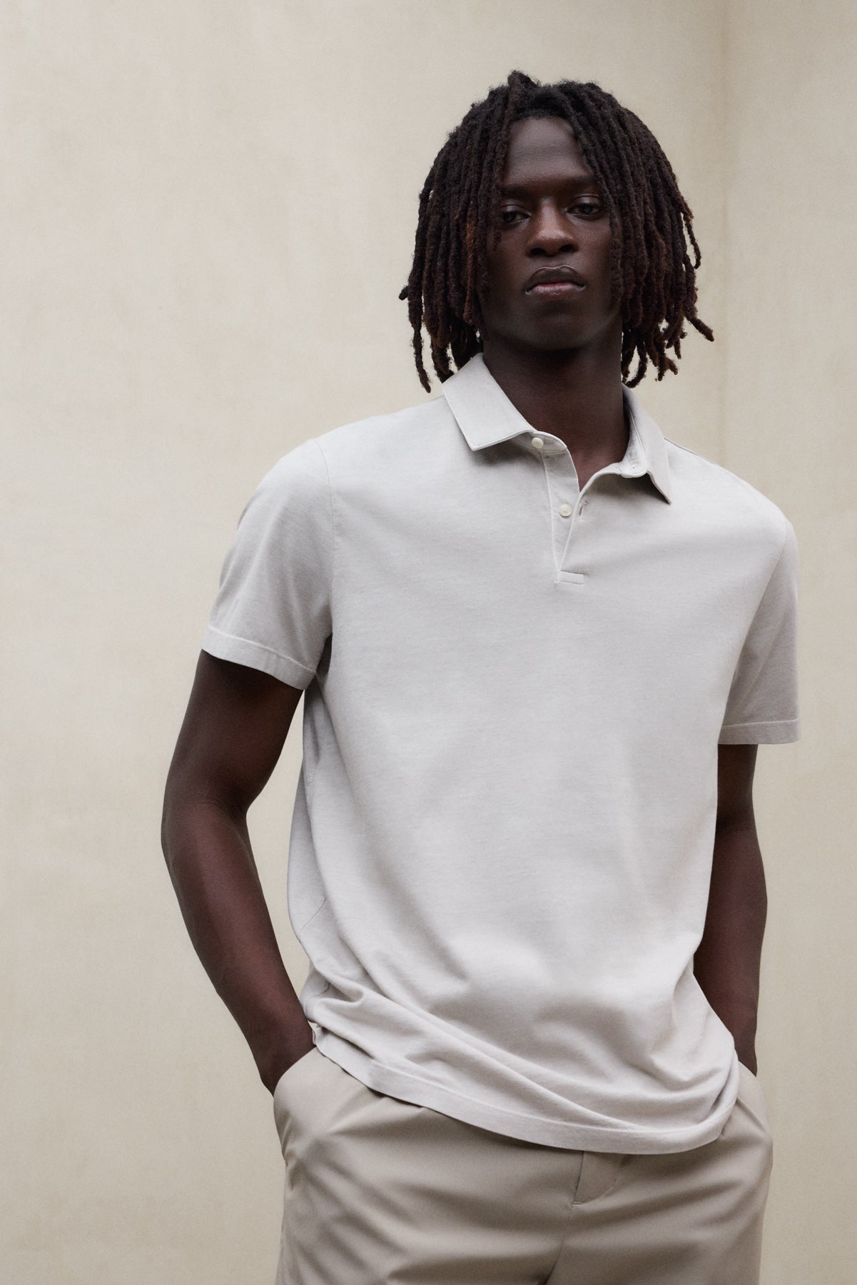 polo-ecoalf-theo-de-punto-jersey-en-algod-n-reciclado-color-gris-hombre-fit-regu image 2