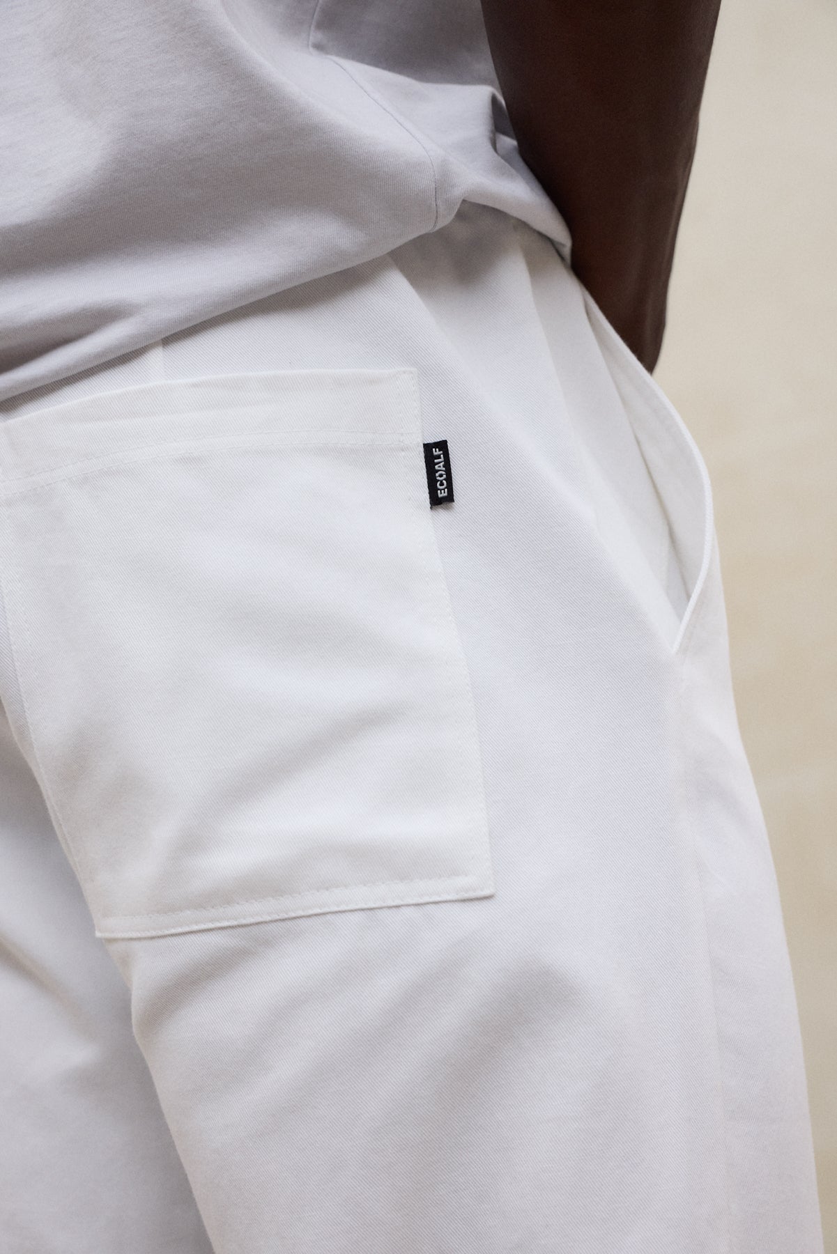 ecoalf-pantalones-gina-blanco image 4
