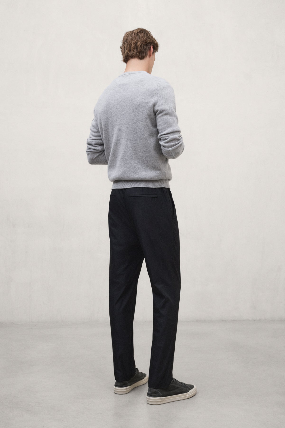 pantal-n-t-cnico-bafi-de-ecoalf-para-hombre-100-poli-ster-reciclado-negro-fit-re image 4