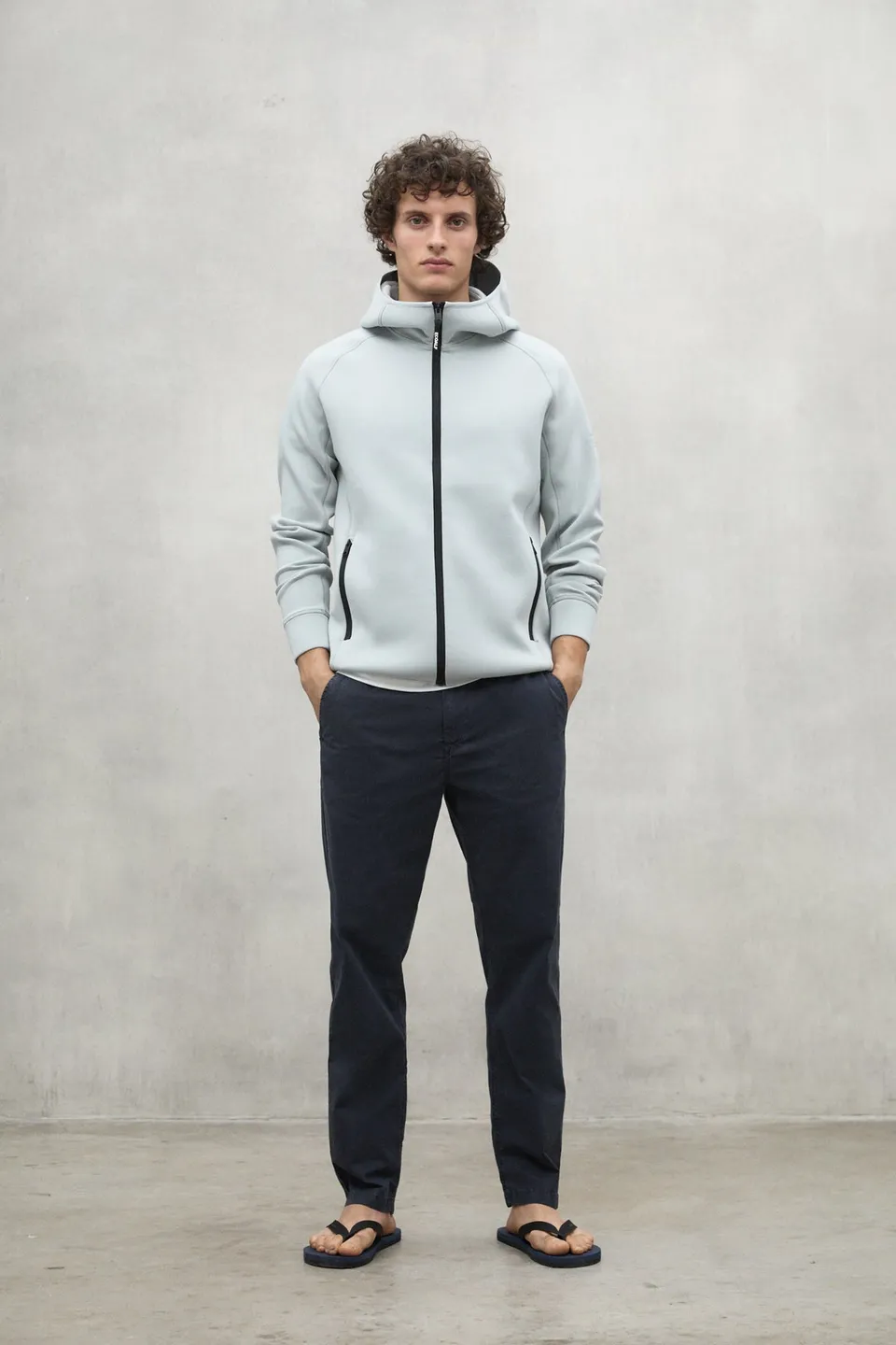 ecoalf-sudadera-dashen-blanca-hombre-16-lenzing-ecovero-mangas-ragl-n-cremallera image 1
