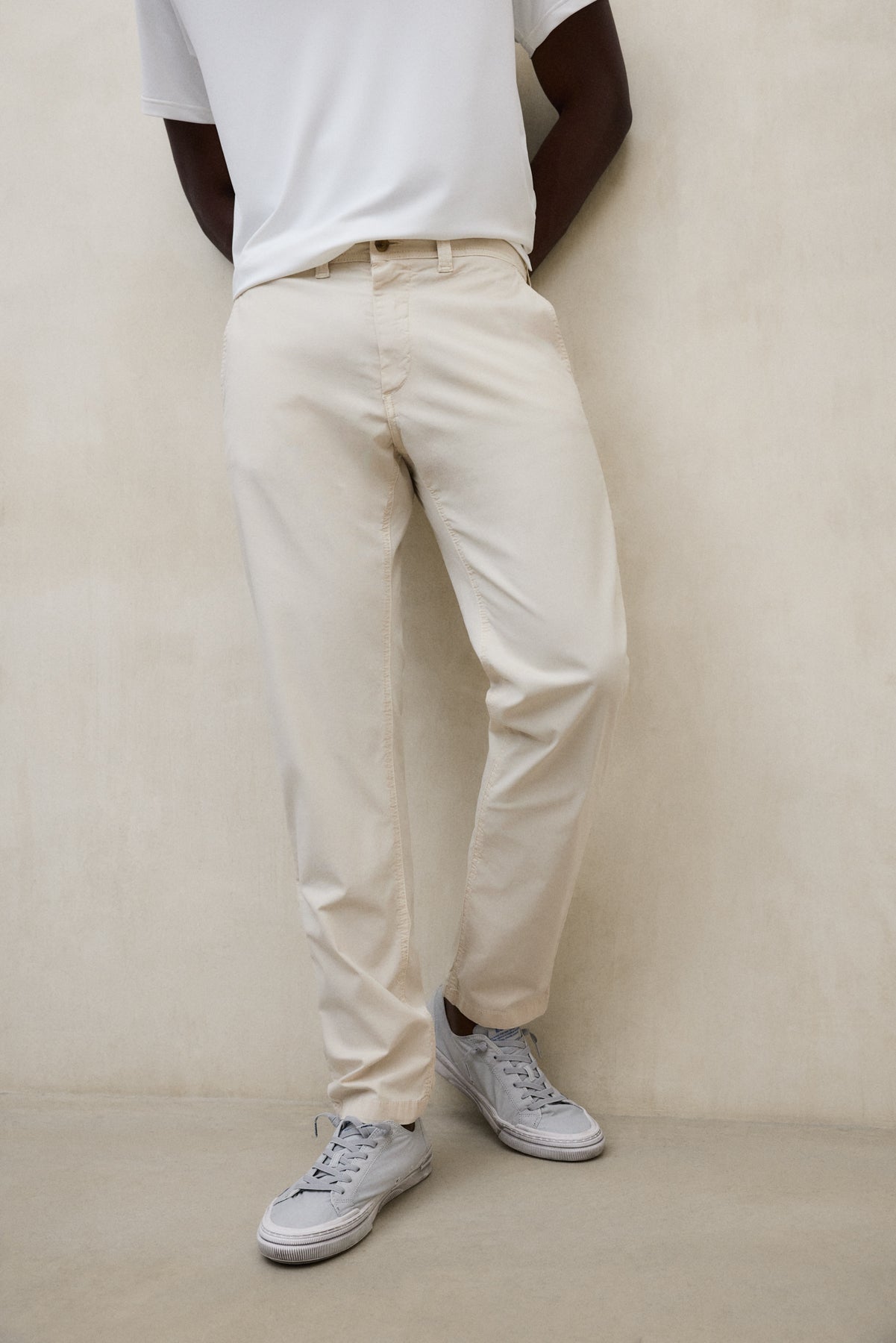 pantalones-ecoalf-ethiwin-beige-64-algod-n-regenerativo-tinte-natural-impacto-po image 2