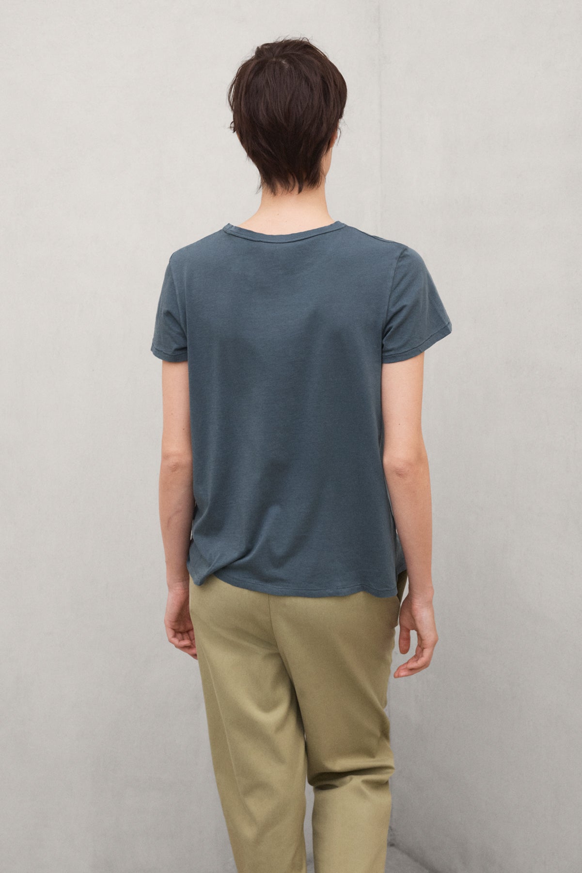 camiseta-keile-ecoalf-khaki-de-algod-n-regenerativo-para-mujer image 5