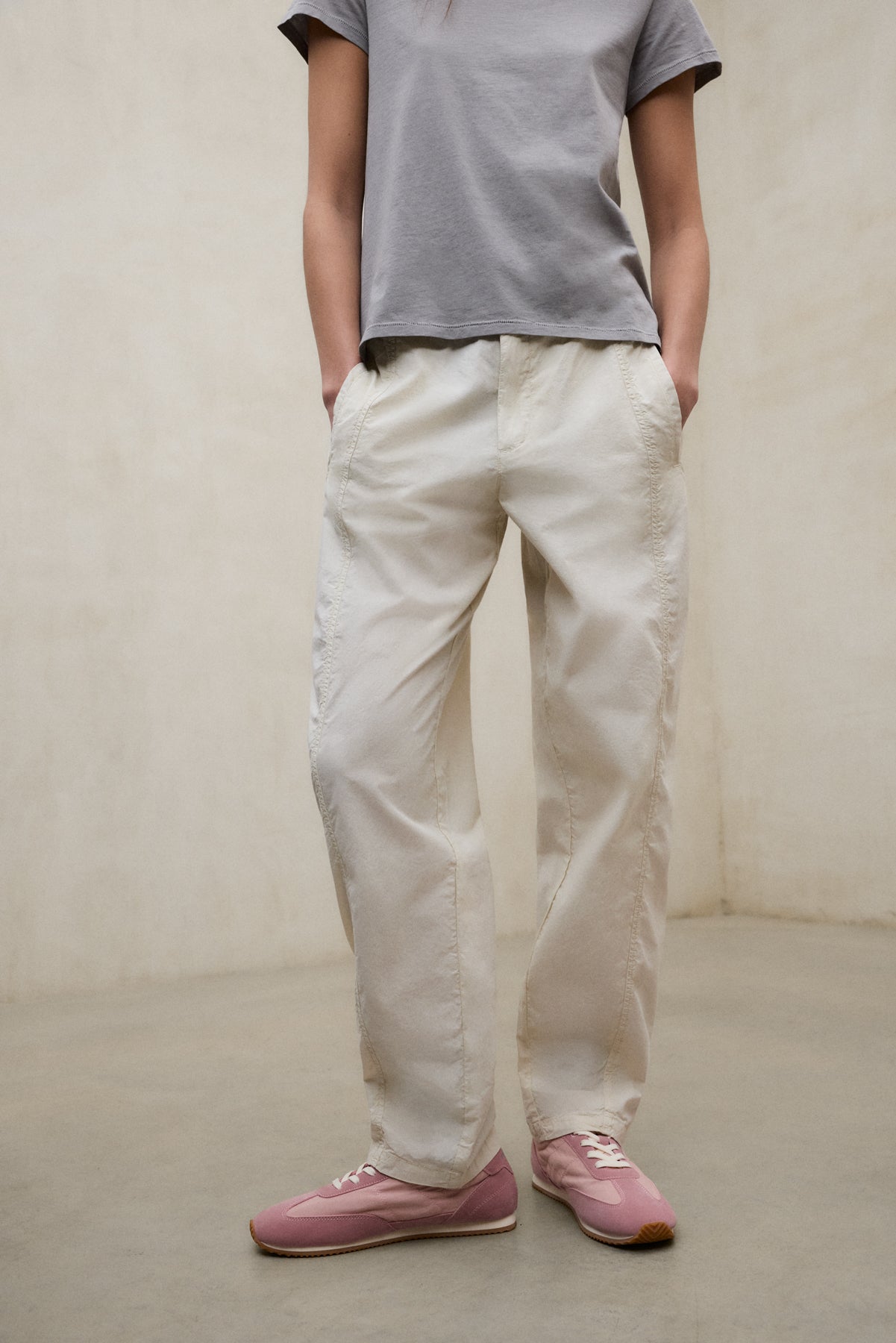pantalones-ripoll-ecoalf-beige-100-algod-n-regenerativo-tinte-natural-corte-regu image 3