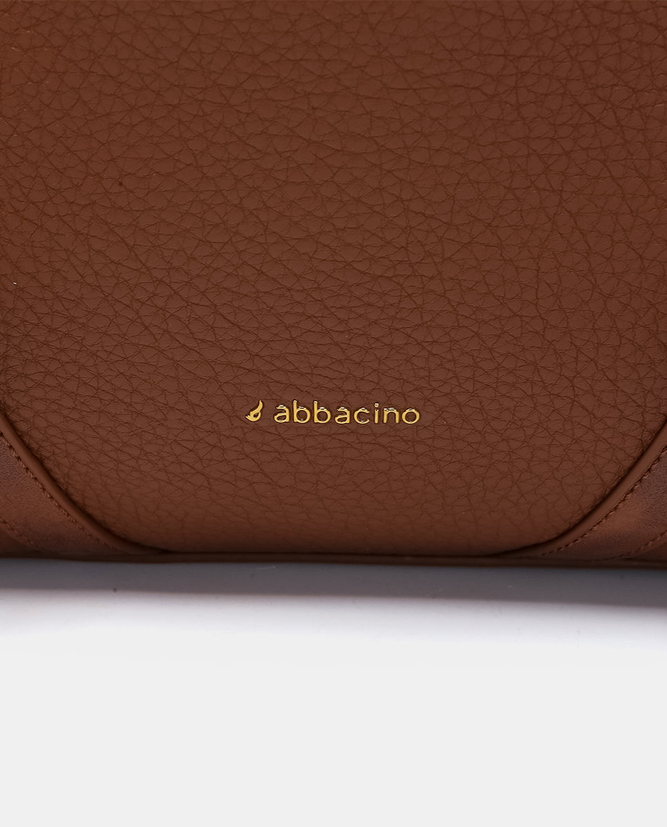 abbacino-bolso-multifuncional-reciclado-cognac-convertible-a-mochila image 7