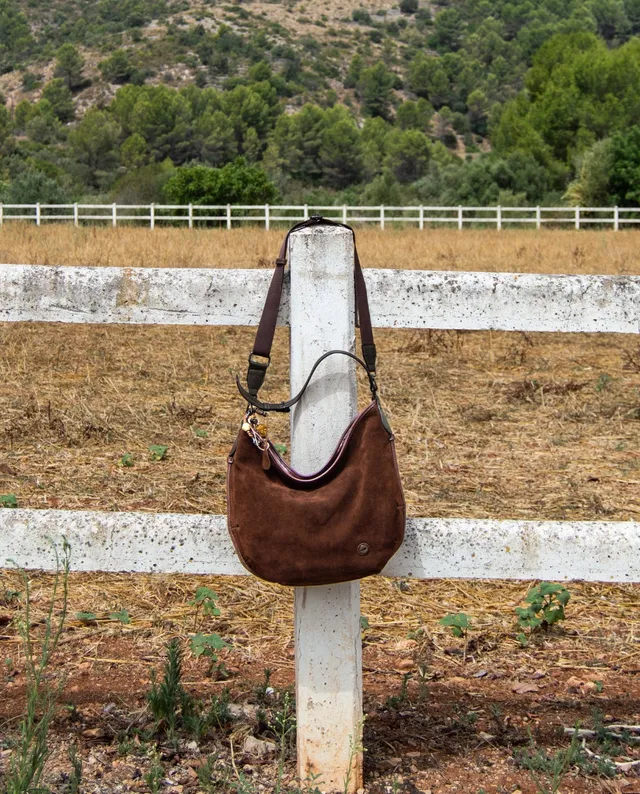 kbas-hobo-de-piel-serraje-urban-castellana-color-marr-n image 1