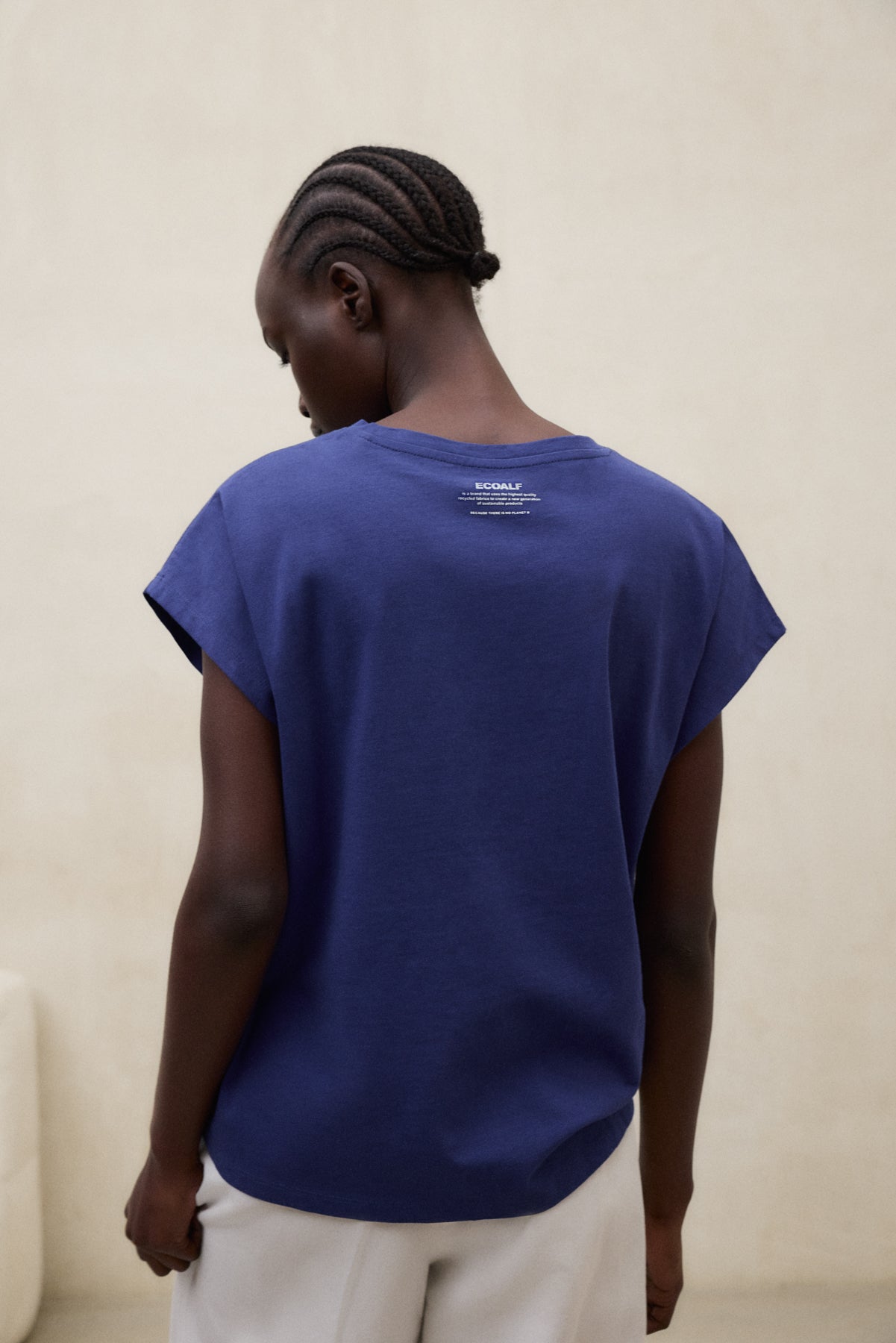 camiseta-ecoalf-namur-azul-de-algod-n-reciclado-mujer-fit-relajado-bordado-front image 4