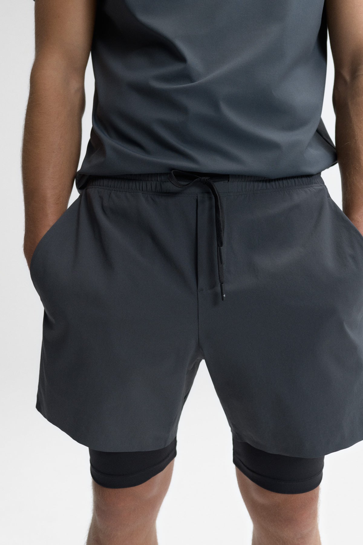 pantal-n-corto-ecoalf-athens-gris-de-nylon-reciclado-para-hombre image 4