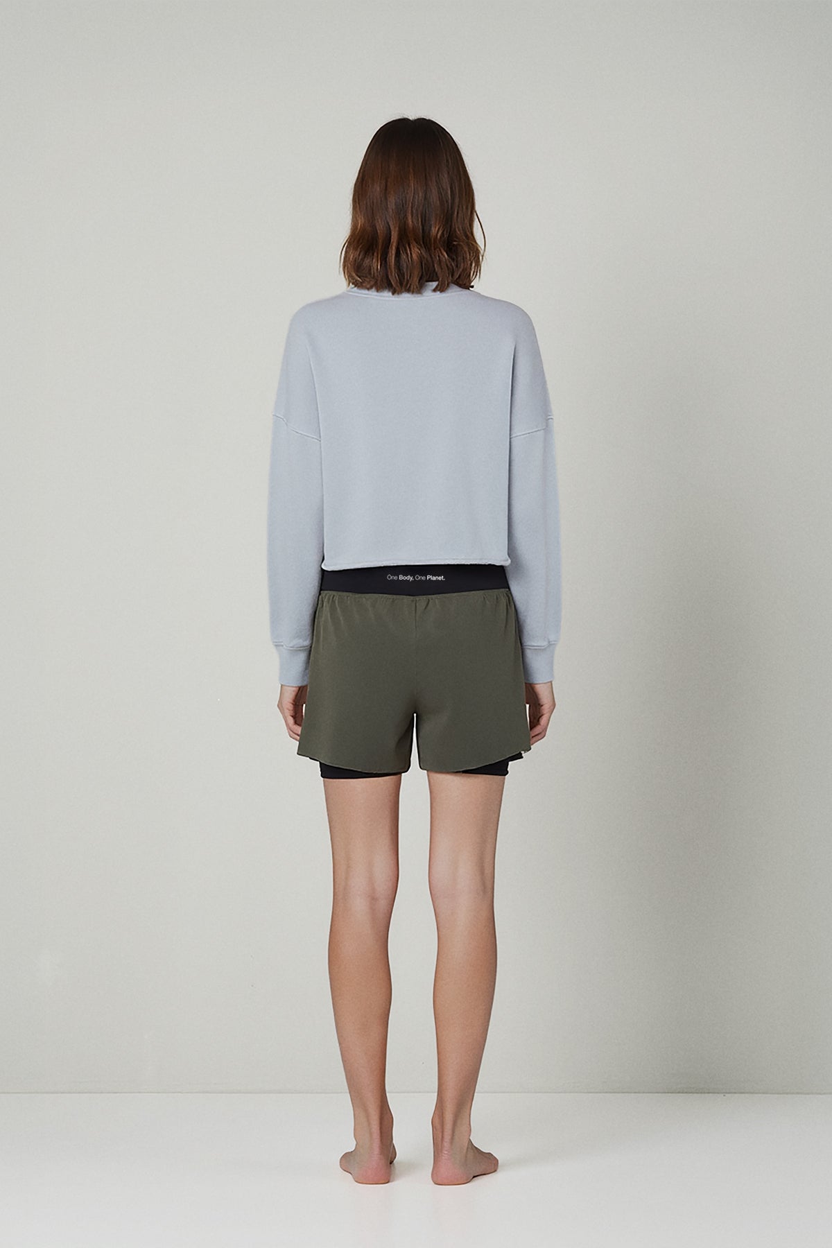 shorts-ecoalf-houston-verdes-para-mujer-poliamida-reciclada-repelentes-al-agua image 3