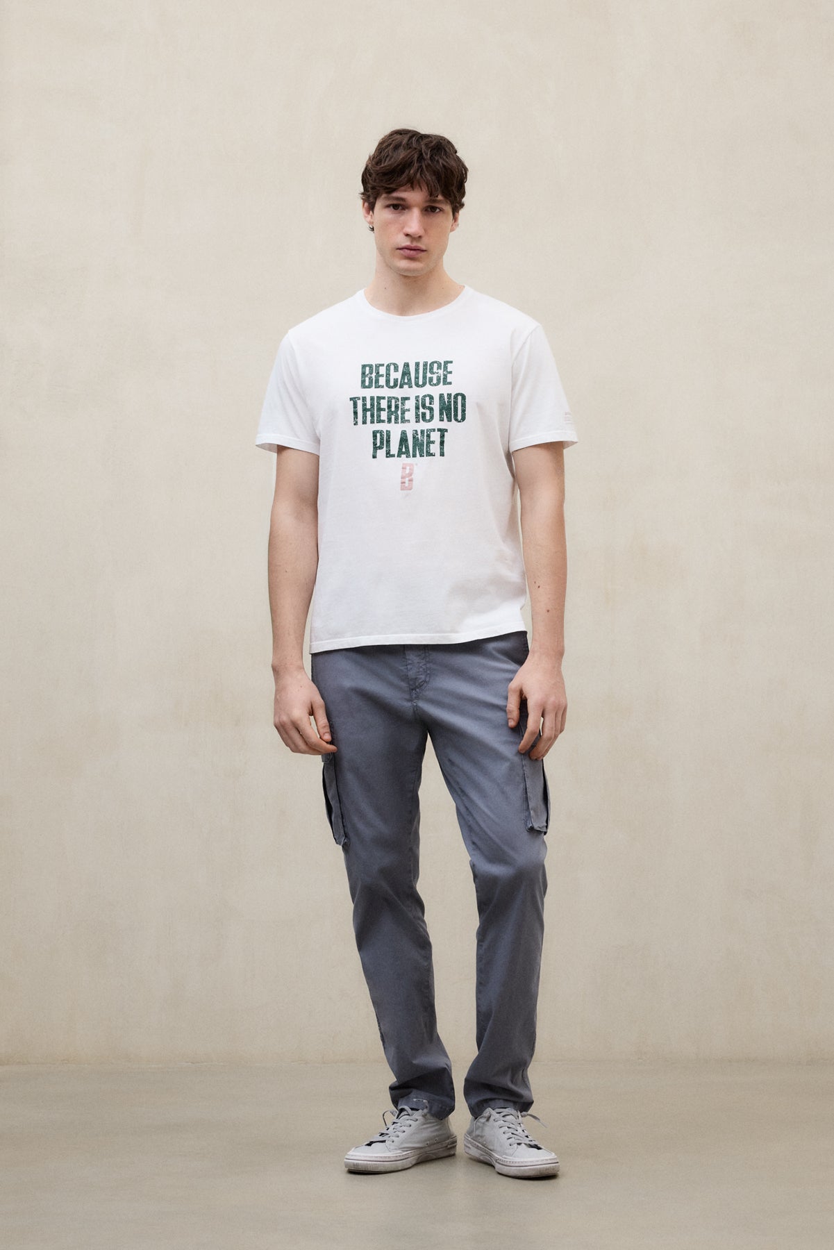 ecoalf-camiseta-min-blanca-para-hombre-camiseta-de-algod-n-org-nico-con-estampad image 2