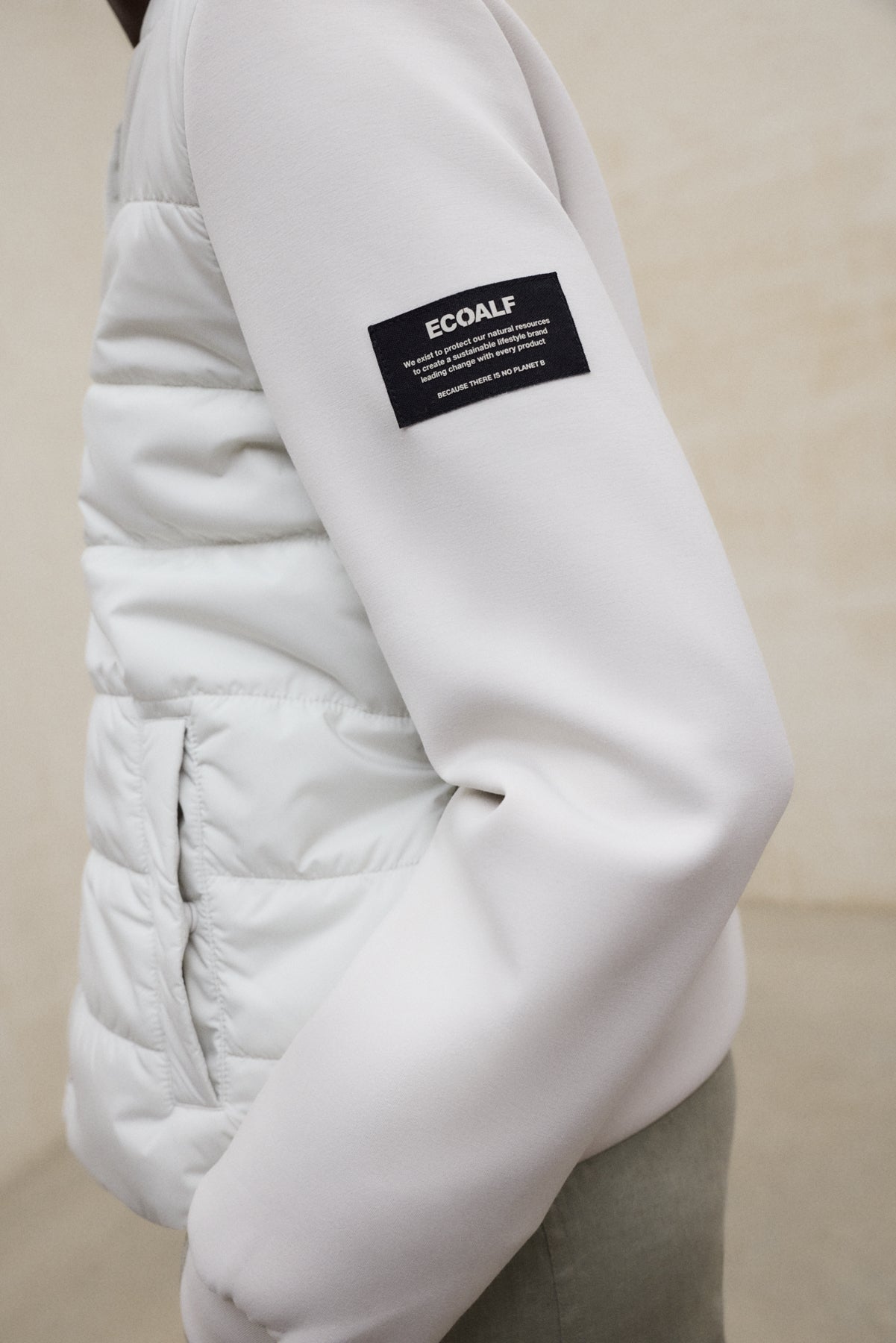 chaqueta-ecoalf-ayla-h-brida-de-poli-ster-reciclado-y-neopreno-para-mujer-en-gri image 4