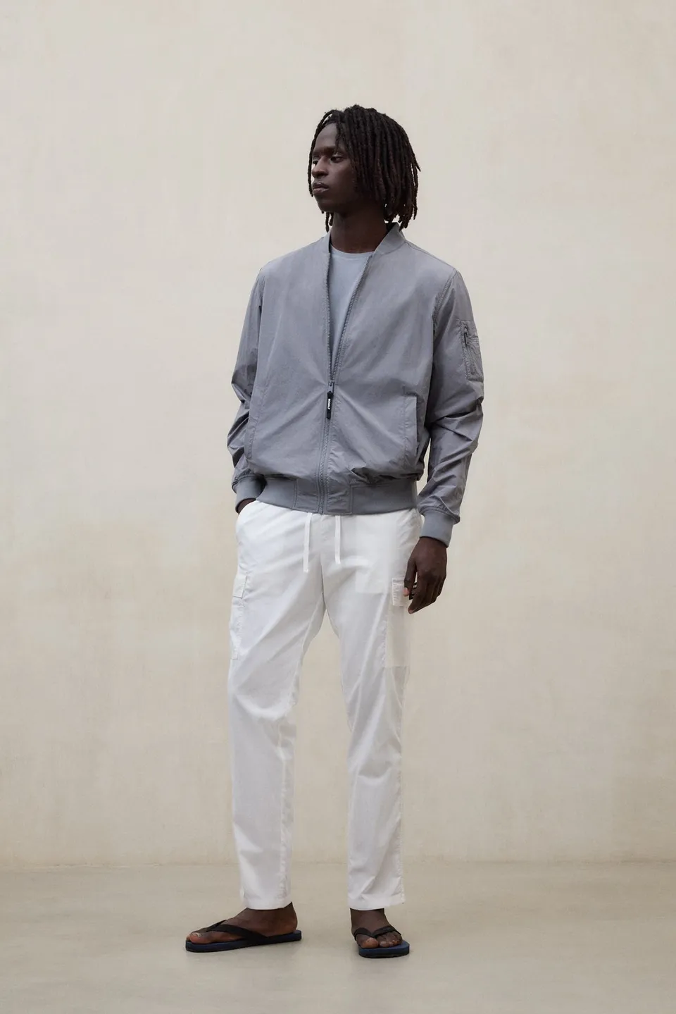 ecoalf-chaqueta-wale-gris-de-hombre-bomber-de-poliamida-reciclada-repelente-al-a image 1