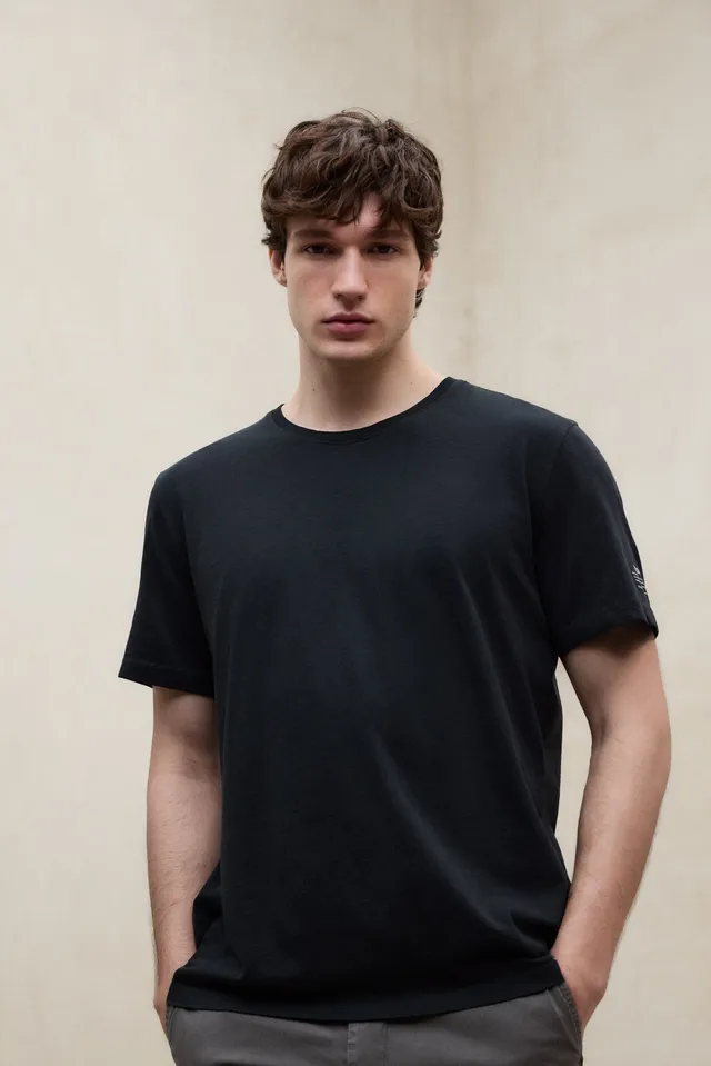 ecoalf-camiseta-vent-negra-de-algod-n-reciclado image 1