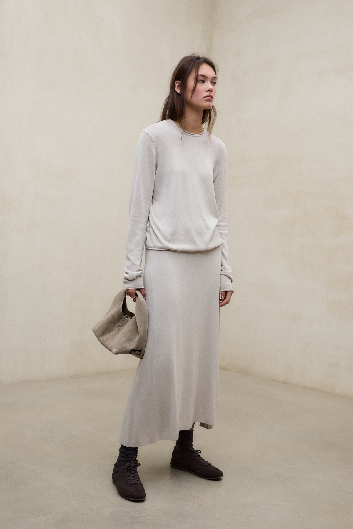 jersey-ecoalf-milo-beige-de-viscosa-ecovero-para-mujer image 1