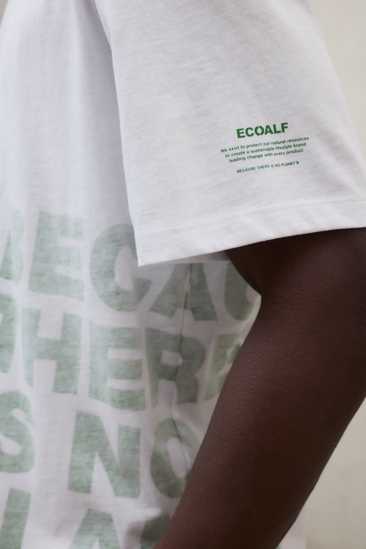 ecoalf-camiseta-big-blanca-de-hombre-50-algod-n-org-nico-fit-oversize image 4