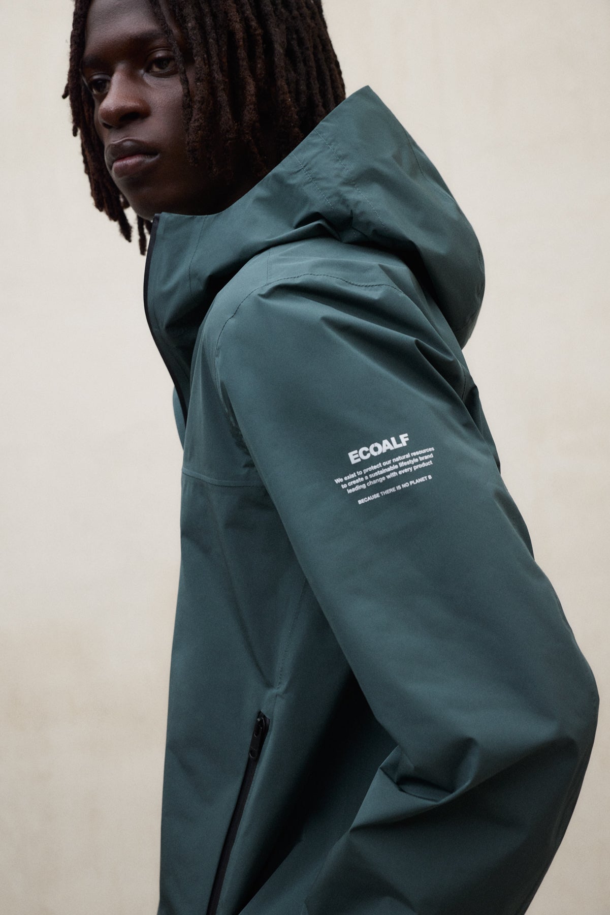 chaqueta-darwin-de-ecoalf-para-hombre-100-poli-ster-reciclado-impermeable-y-tran image 4