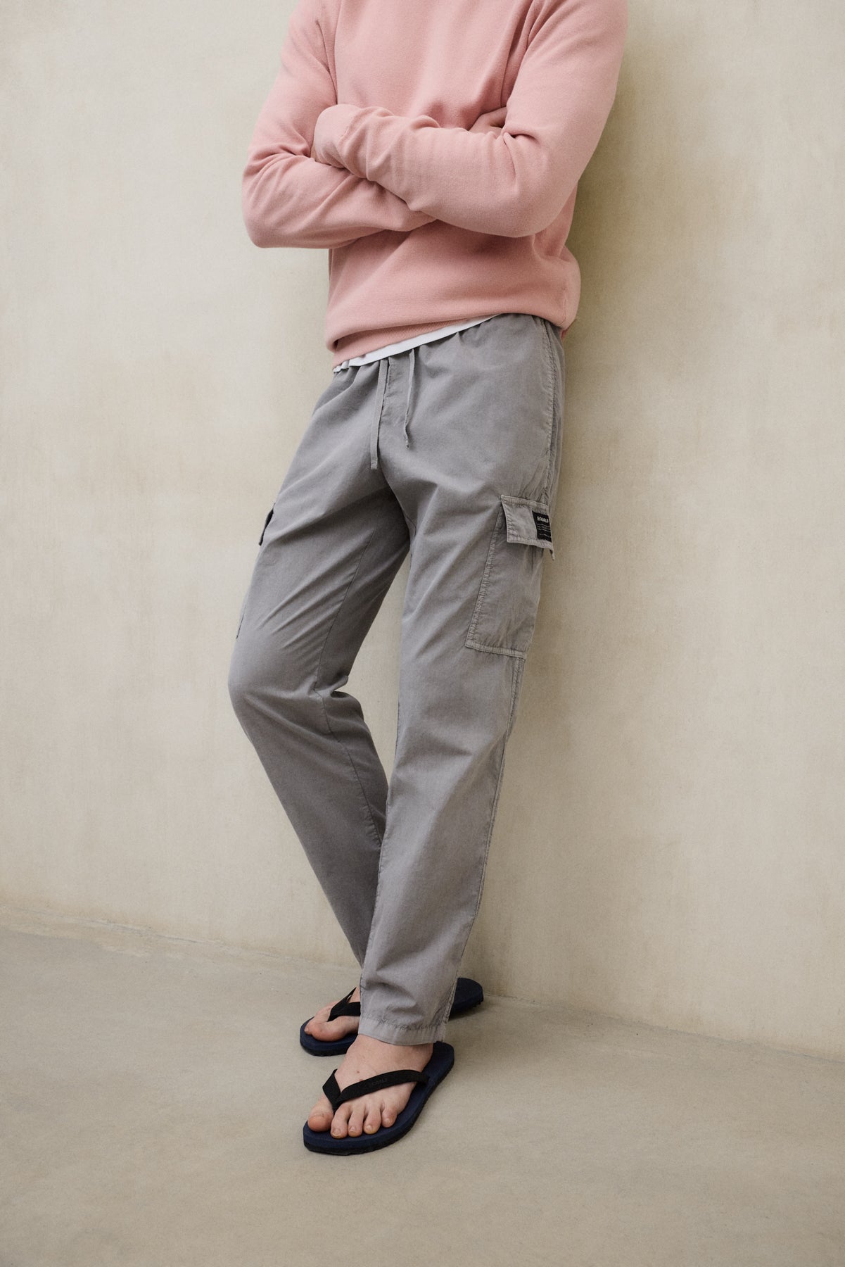 pantalones-ecoalf-targo-gris-de-hombre-algod-n-regenerativo-te-ido-natural-fit-s image 3