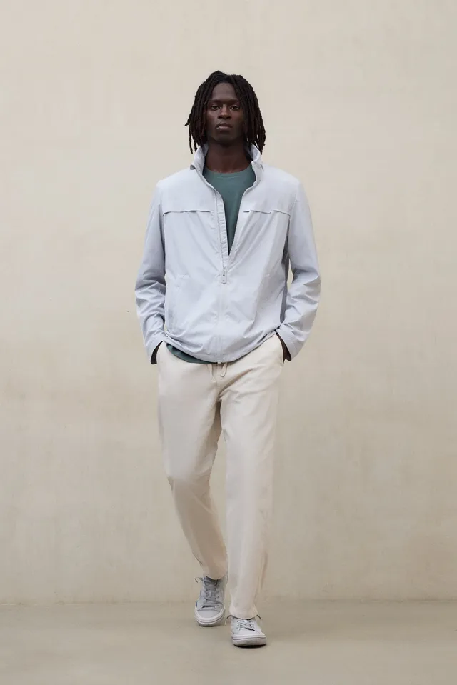 chaqueta-ecoalf-beni-gris-de-hombre-poli-ster-reciclado-con-capucha image 1