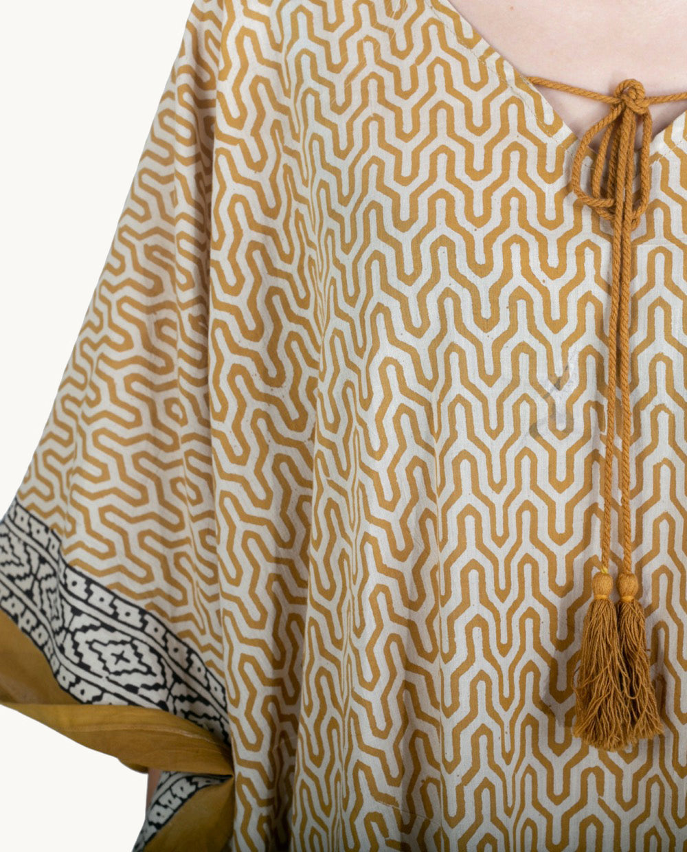 kurta-de-algod-n-kbas-color-mostaza-talla-nica image 4