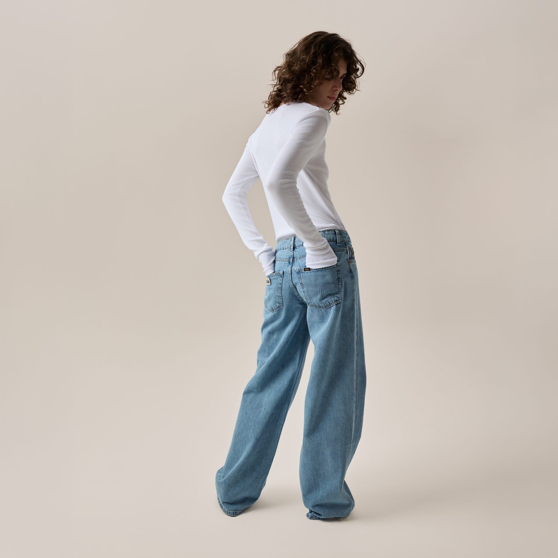 lois-skale-mid image 4