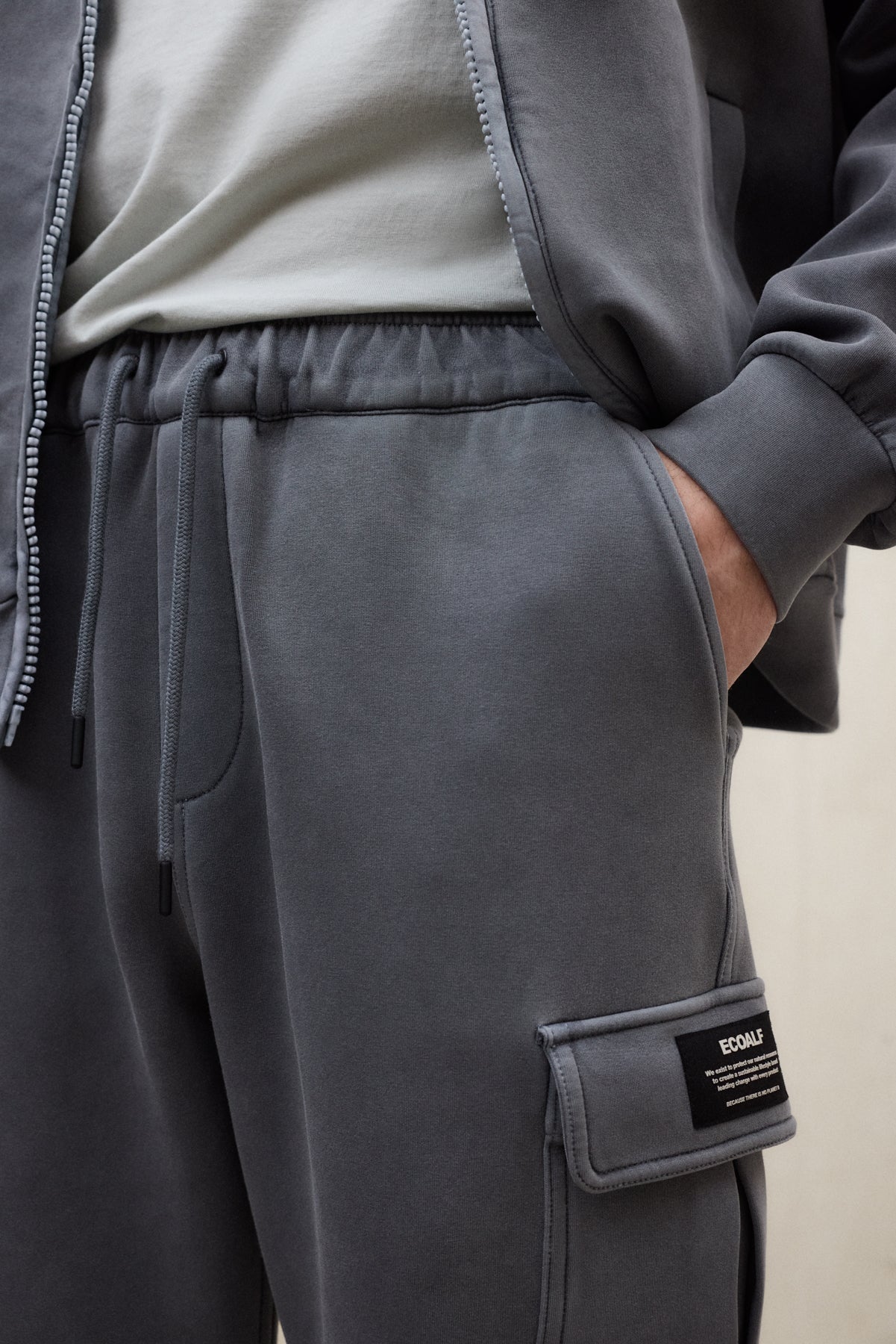 pantalones-ecoalf-mara-de-neopreno-gris-oscuro-para-hombre-algod-n-org-nico-y-fi image 5