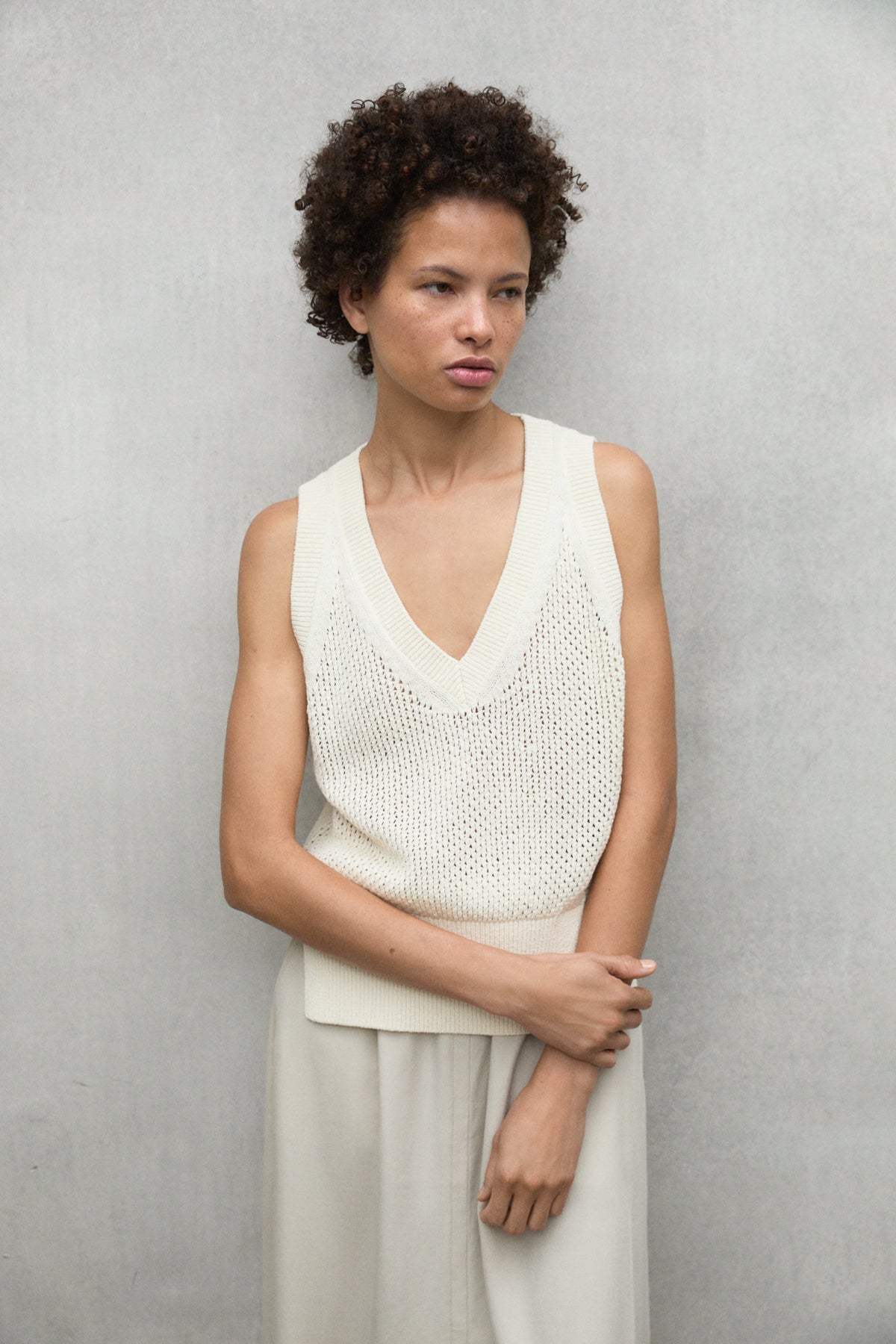jersey-colda-beige-de-ecoalf-para-mujer-45-algod-n-reciclado-punto-calado-fit-re image 1
