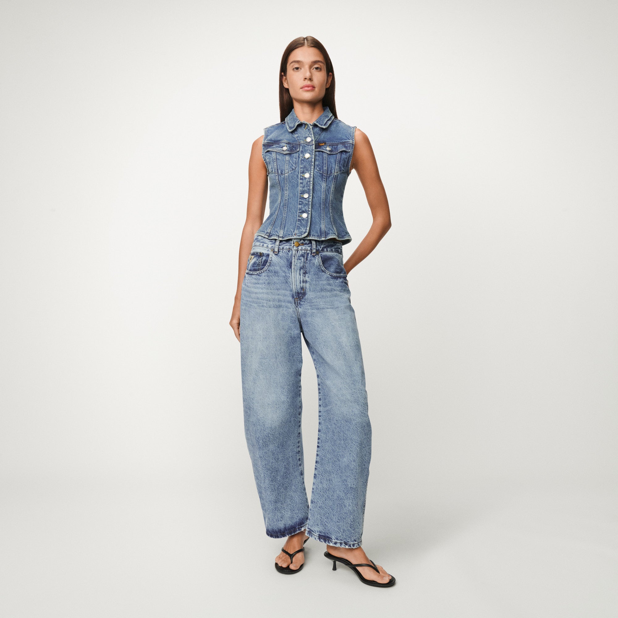 lois-celine-vest-3558-7926-top-de-denim-con-botones-en-stone-vintage image 2