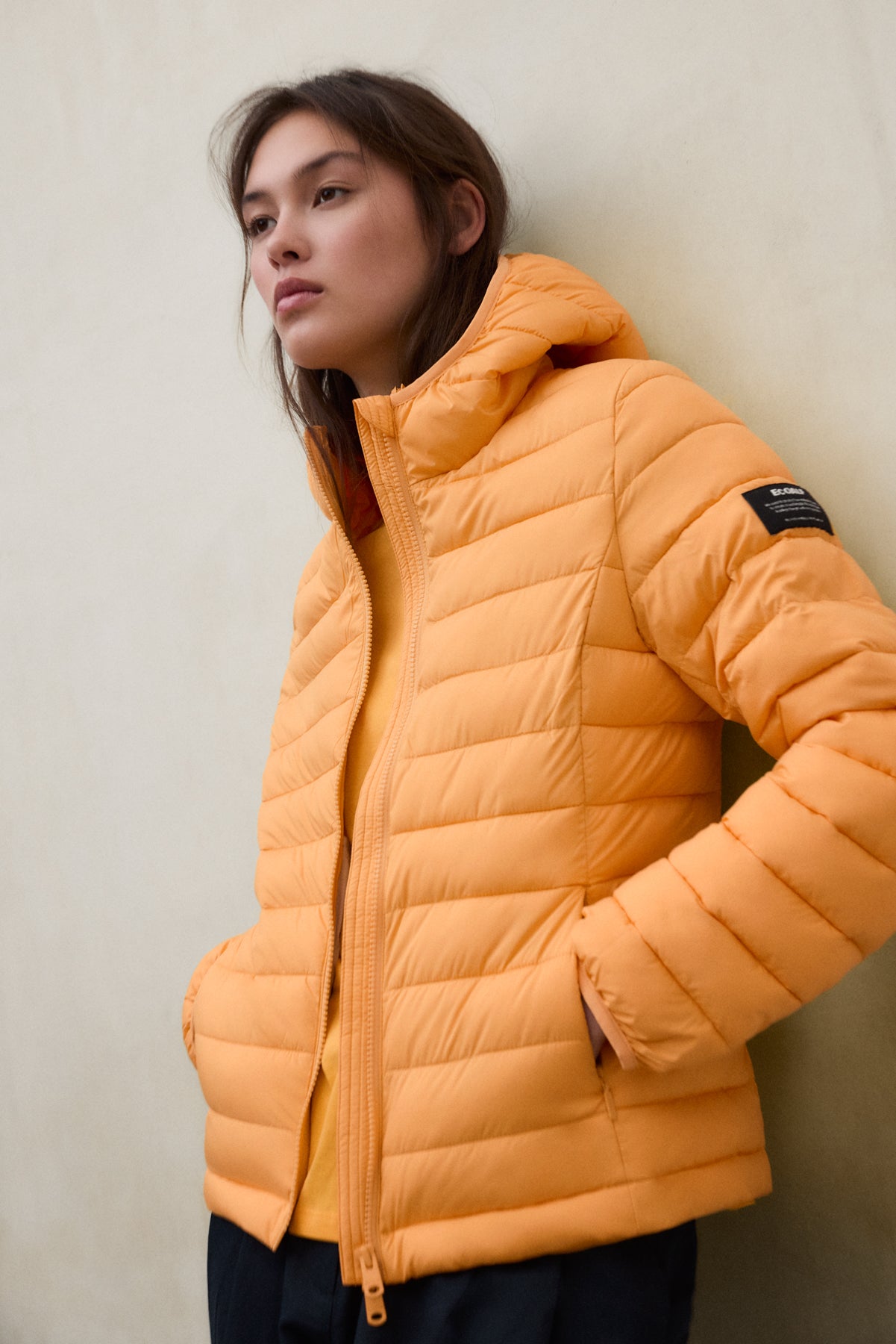 chaqueta-atlantic-de-ecoalf-para-mujer-naranja-regular-fit-100-poli-ster-recicla image 3