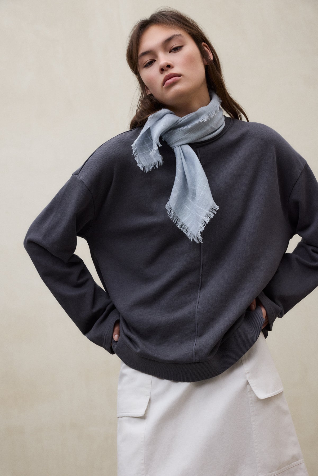 sudadera-ankara-de-ecoalf-algod-n-reciclado-gris-oscuro image 3