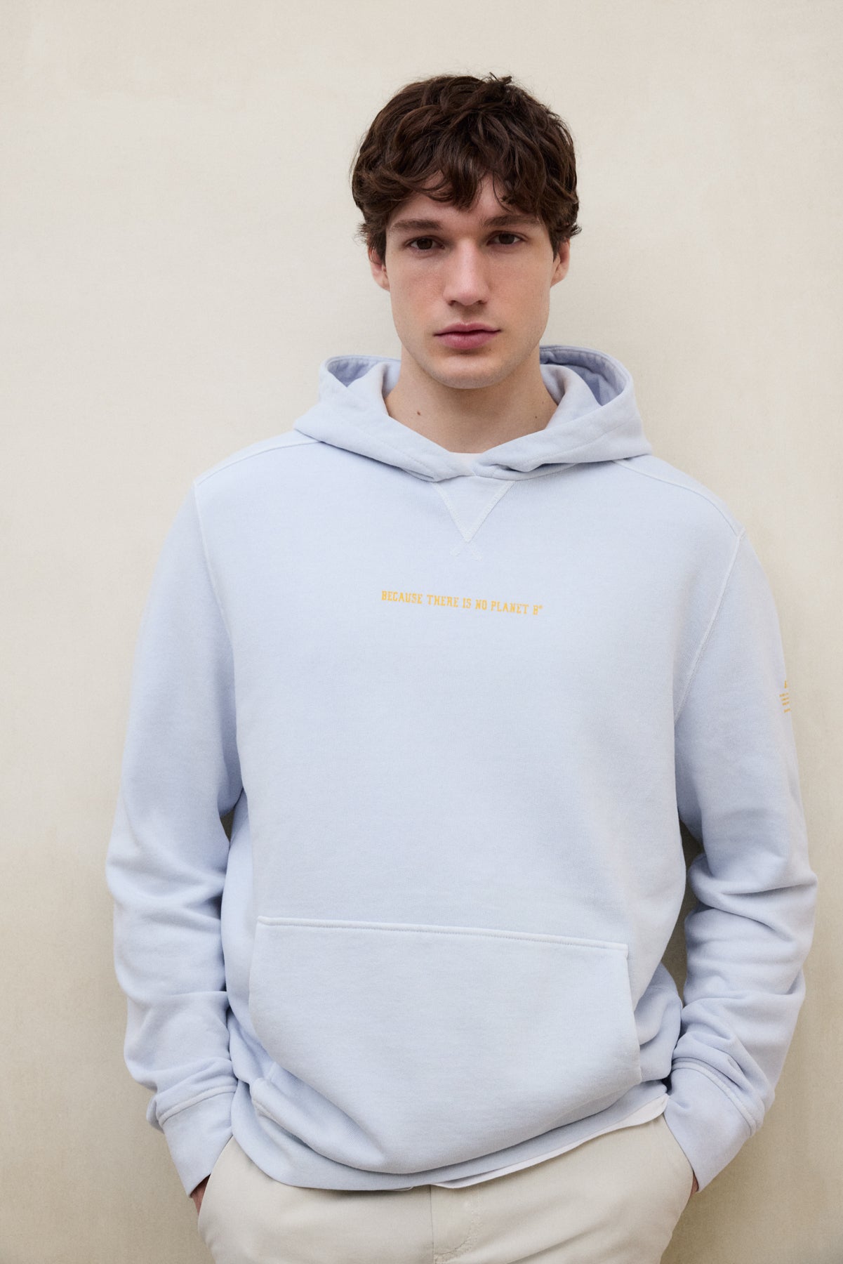 sudadera-ecoalf-barca-azul-claro-de-algod-n-reciclado-con-capucha-para-hombre image 2