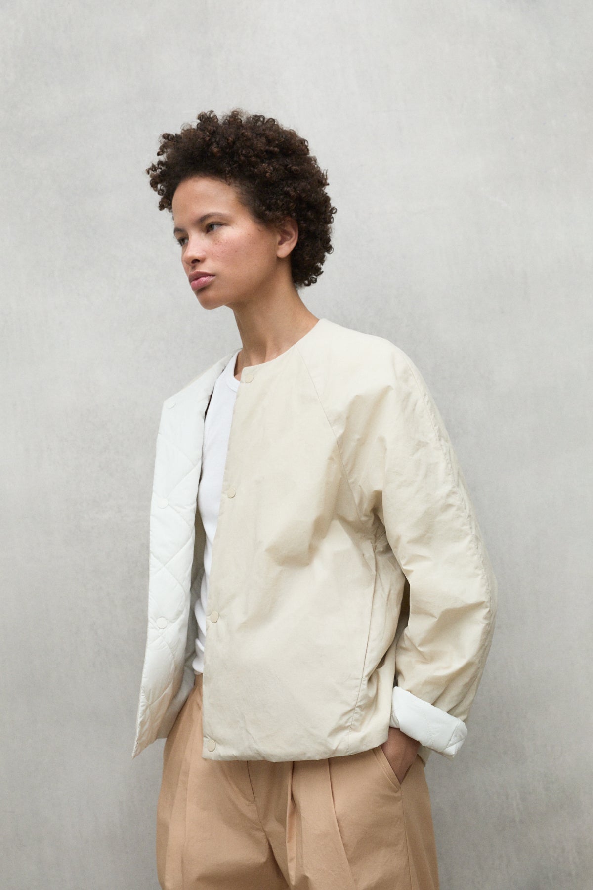 ecoalf-chaqueta-reversible-gavea-beige-chaqueta-oversize-de-poliamida-reciclada- image 3