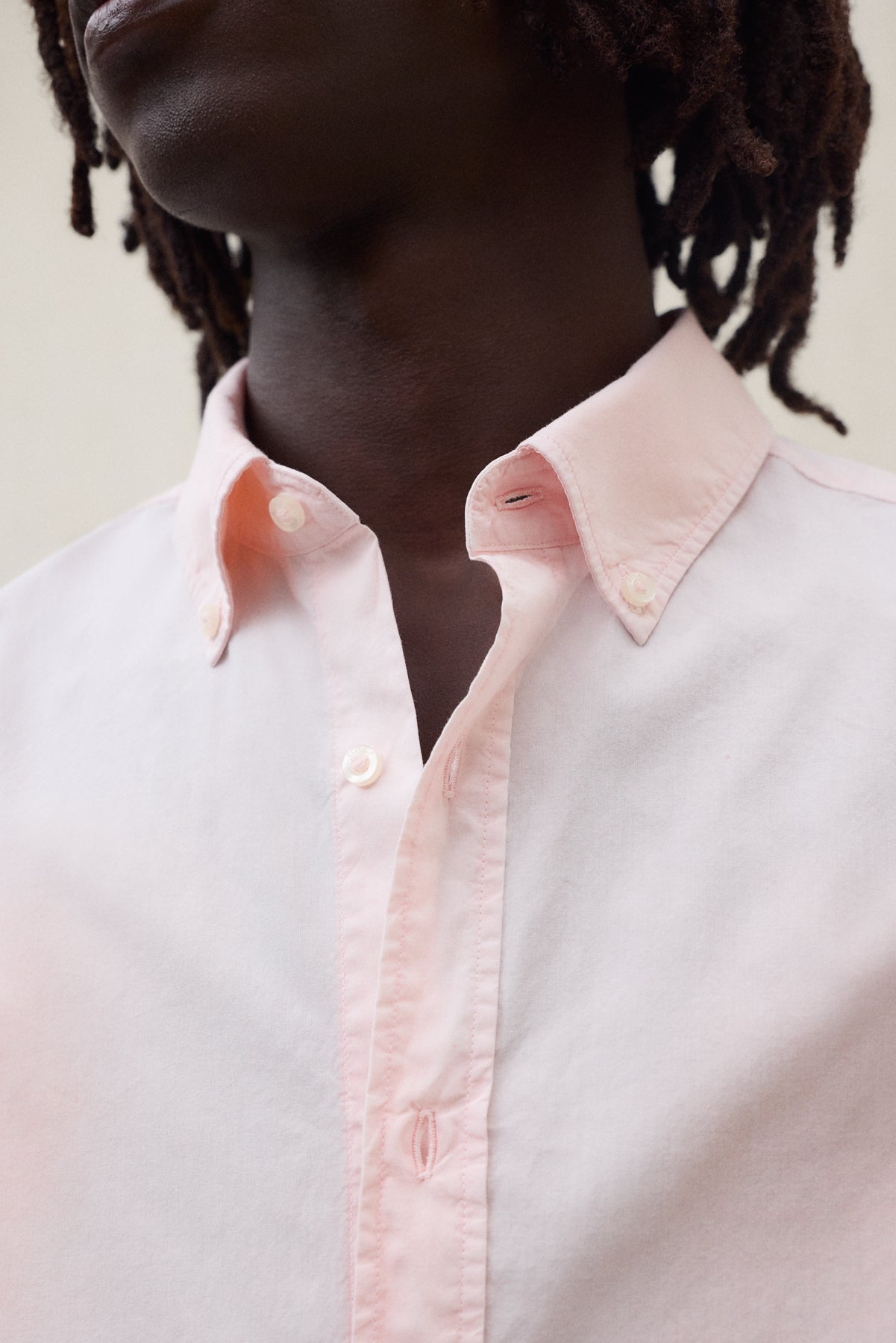 camisa-ecoalf-antejo-de-popel-n-rosa-de-hombre-algod-n-regenerativo image 5