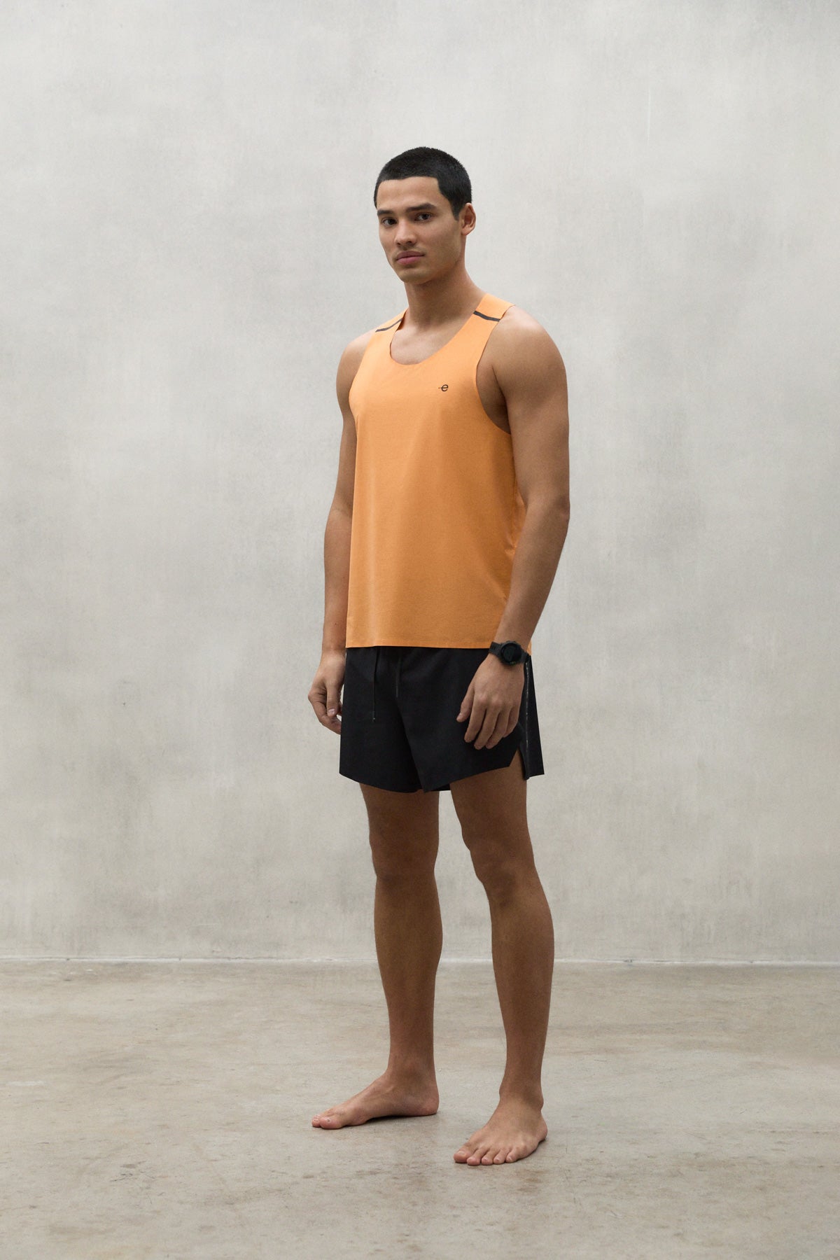 top-bombay-naranja-de-hombre-ecoalf-camiseta-running-ultraligera-y-transpirable- image 2