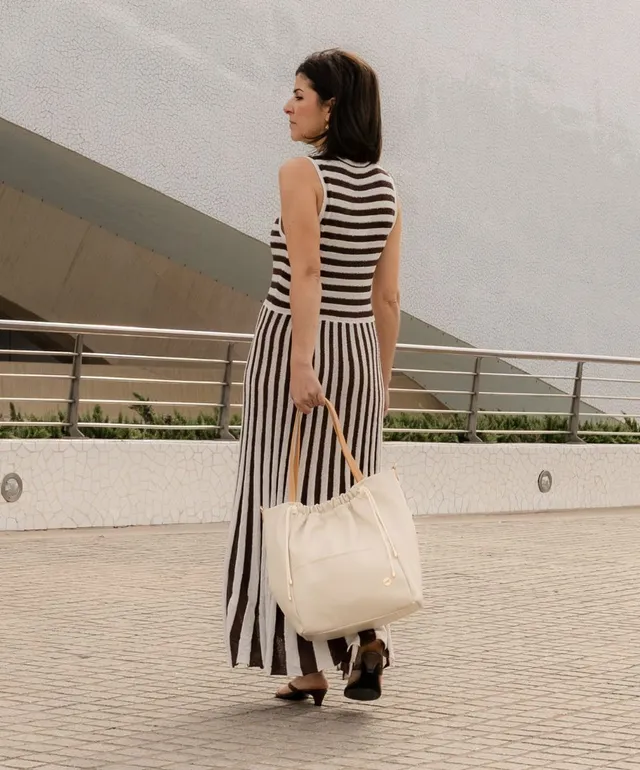 bolso-urban-xana-shopping-de-pu-beige-con-cierre-de-cordones-ajustable image 1