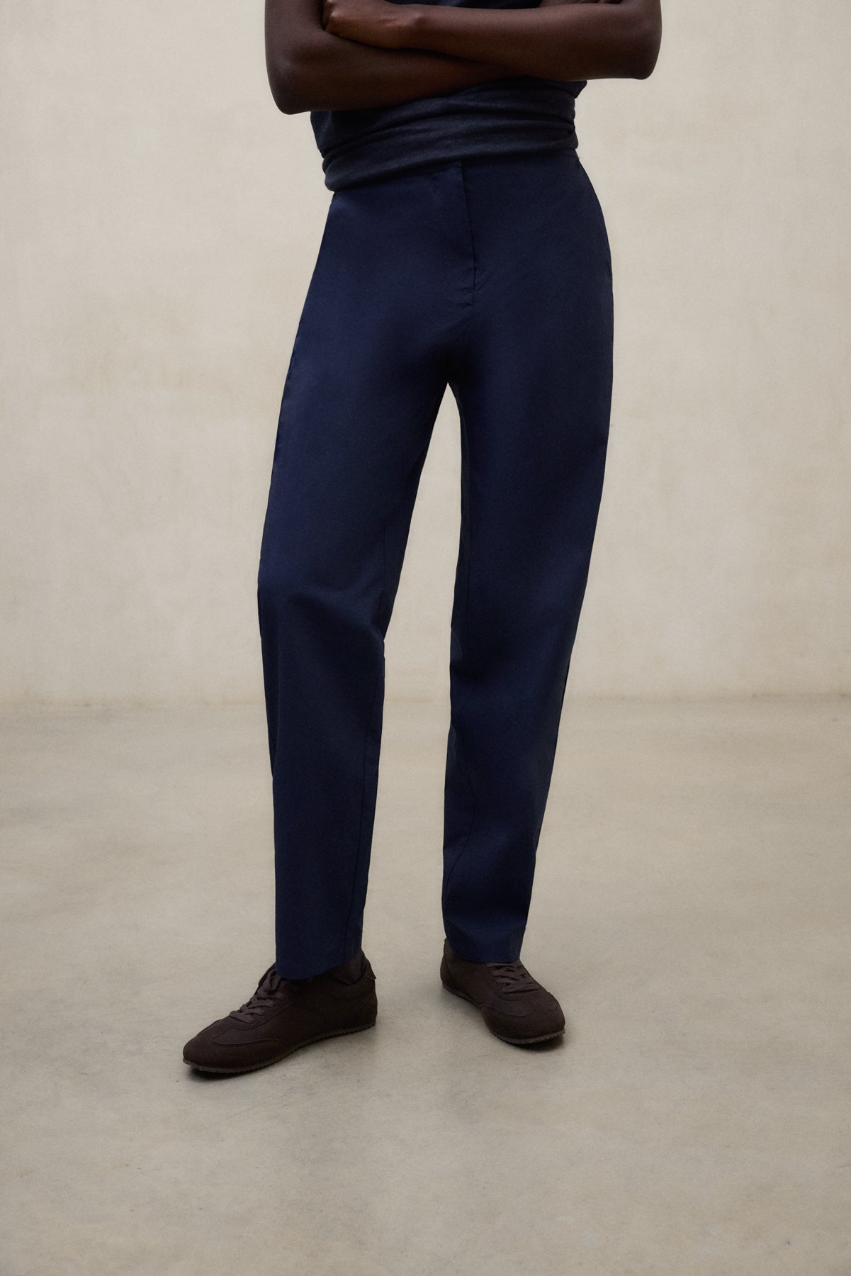 ecoalf-pantalones-laga-azul-marino-de-mujer-corte-ajustado-70-algod-n-org-nico-c image 2