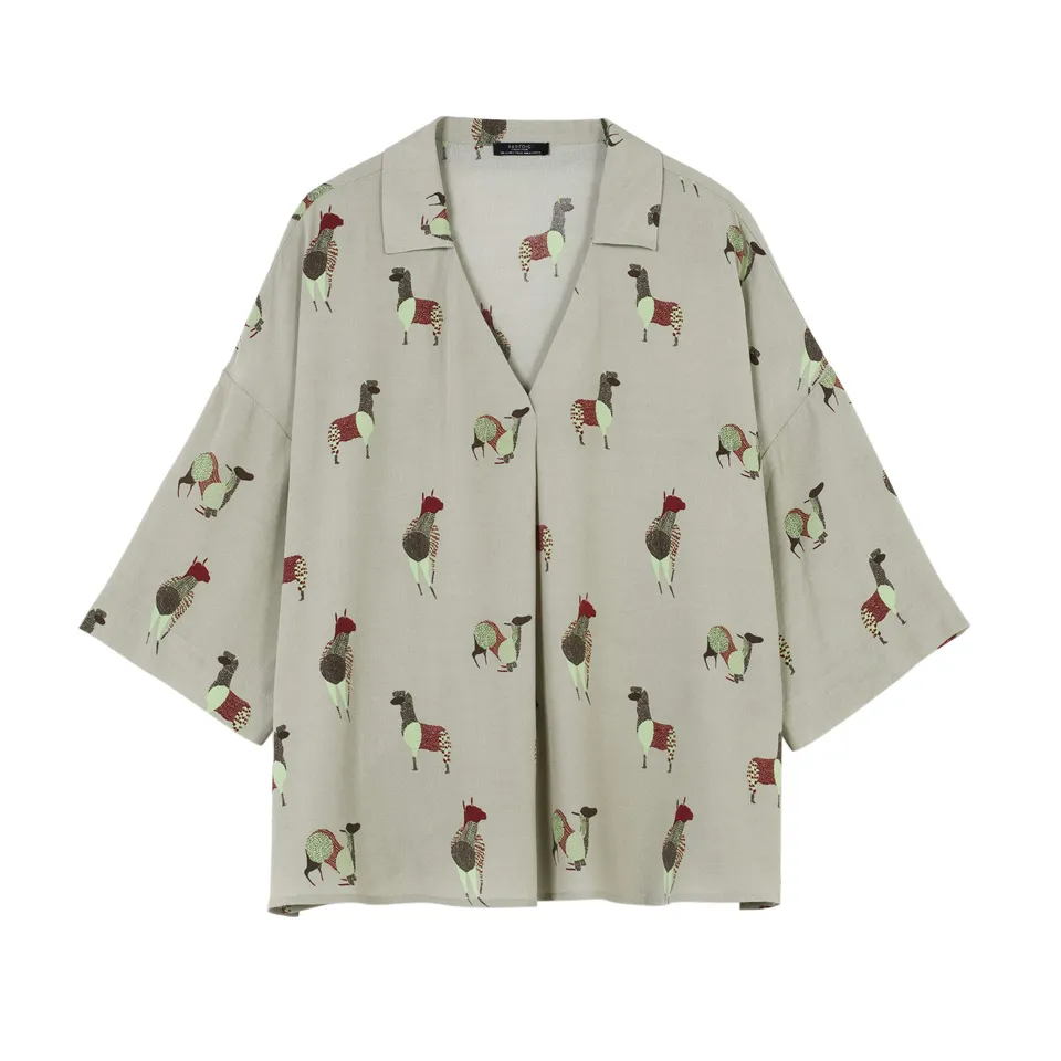 parfois-camisa-fluida-estampado-llamas-mujeres image 1