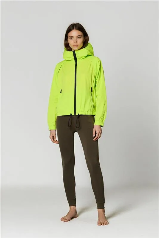 chaqueta-mott-lima-ecoalf-para-mujer-100-poliamida-reciclada-ligera-y-transpirab image 1