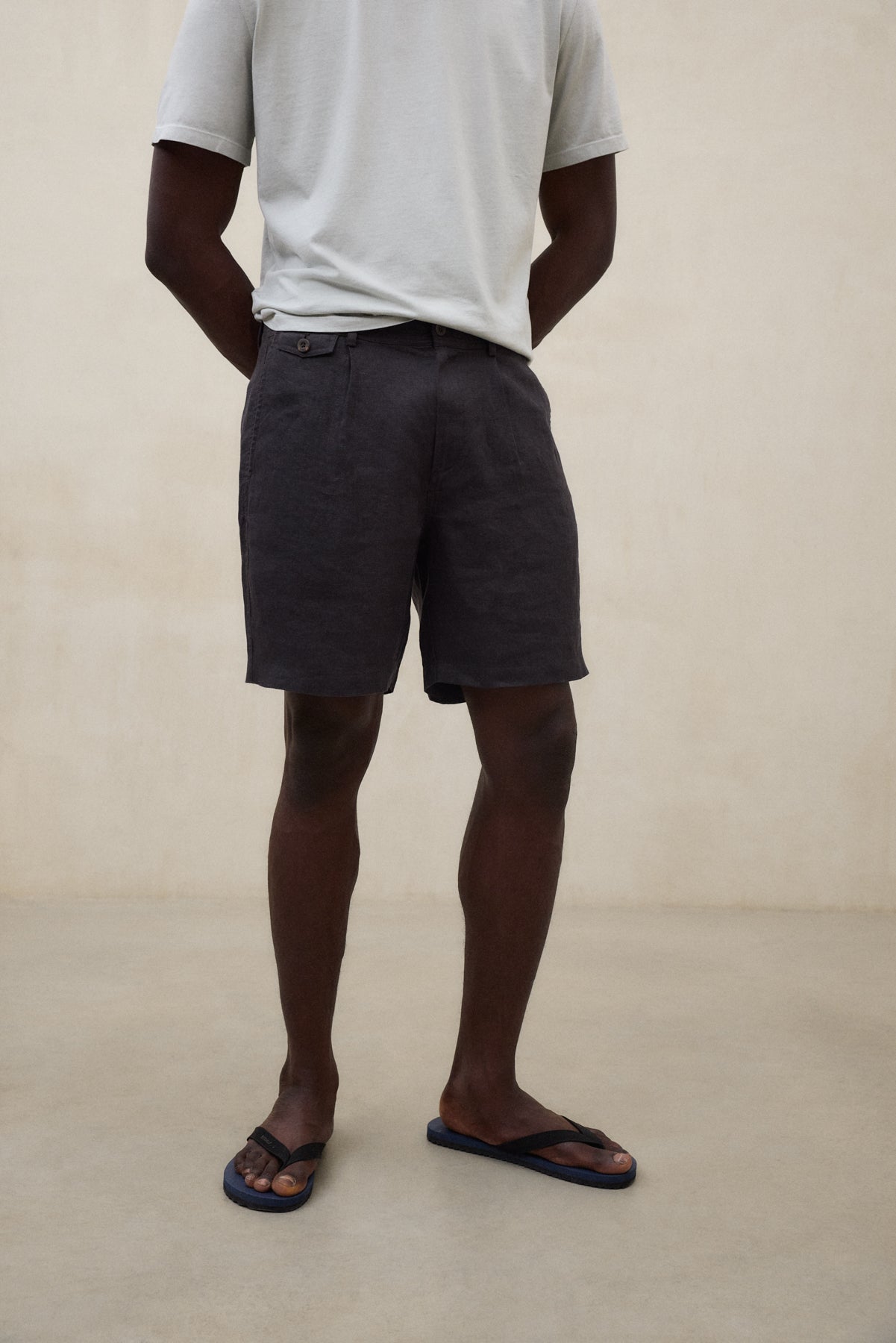 ecoalf-shorts-tika-gris-oscuro image 3