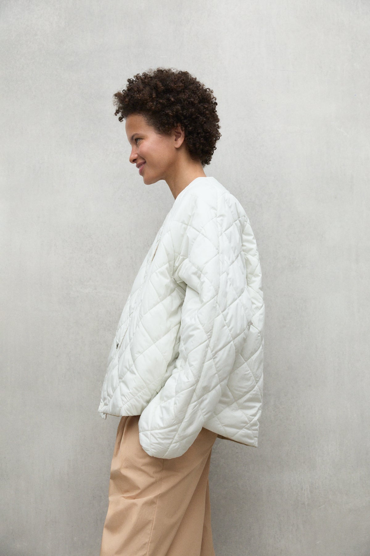 ecoalf-chaqueta-reversible-gavea-beige-chaqueta-oversize-de-poliamida-reciclada- image 2