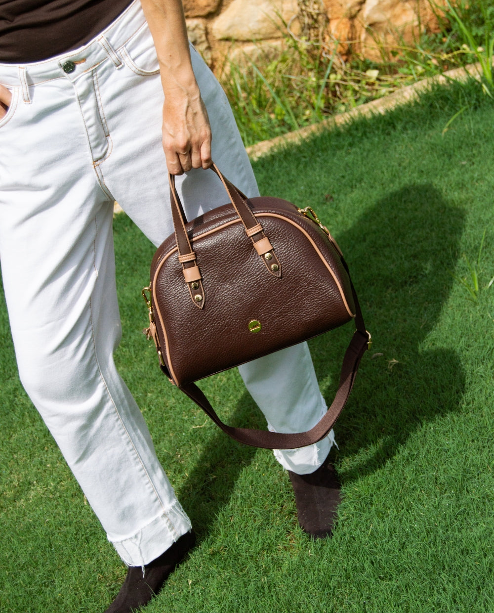 bolso-bowling-kbas-de-piel-sint-tica-urban-abadia-color-marr-n image 4