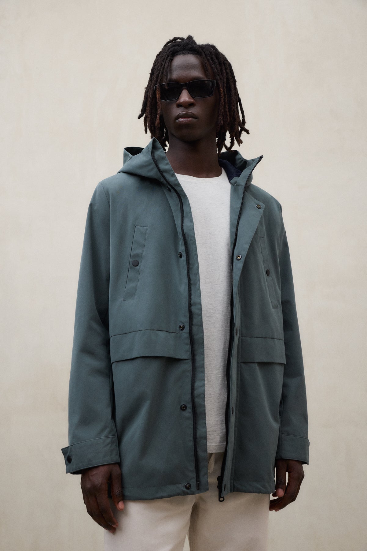 chaqueta-ecoalf-gab-verde-para-hombre-poli-ster-reciclado-capucha-y-cierre-de-cr image 3