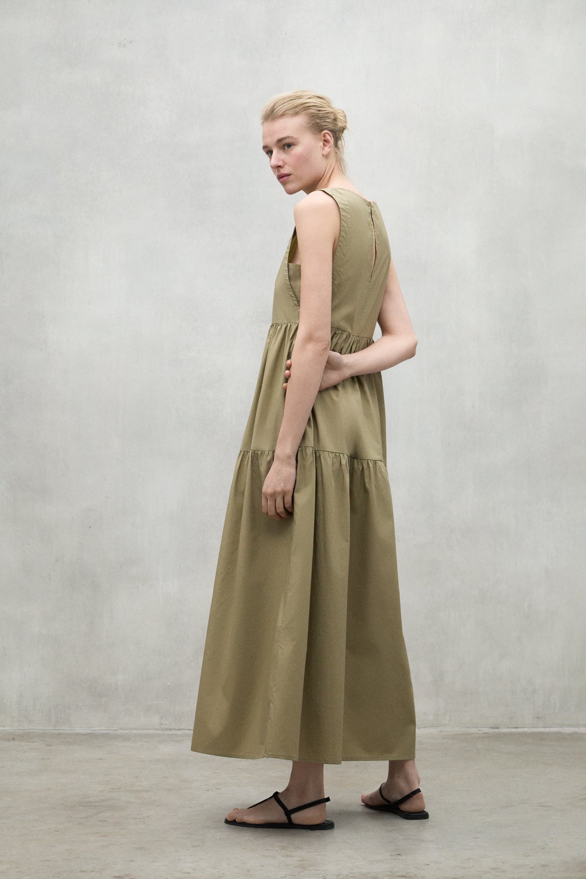 vestido-bossa-khaki-de-mujer-ecoalf image 2
